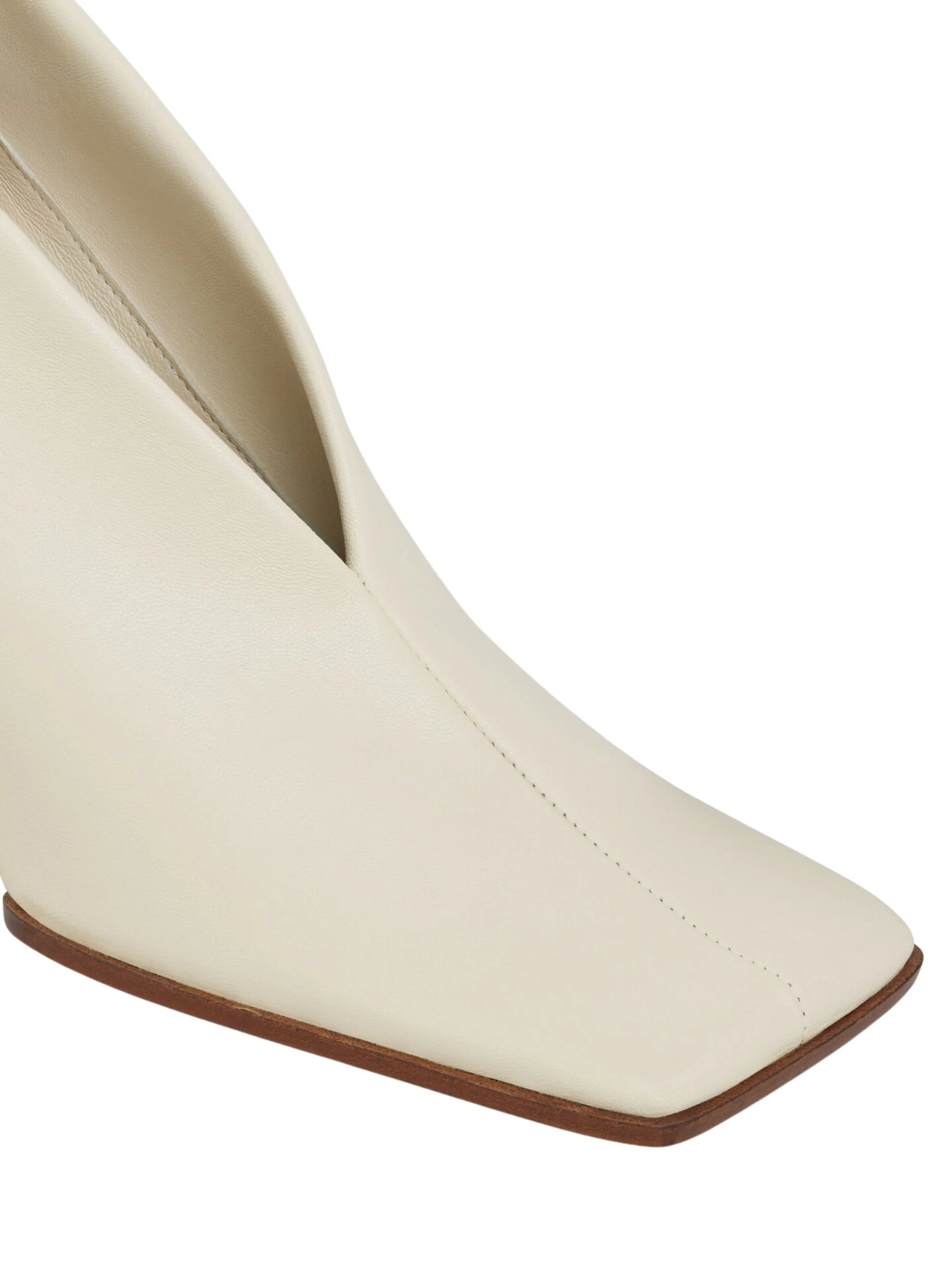 Alaia Soft Square High Heel Pump with 90mm Heel - Image 4