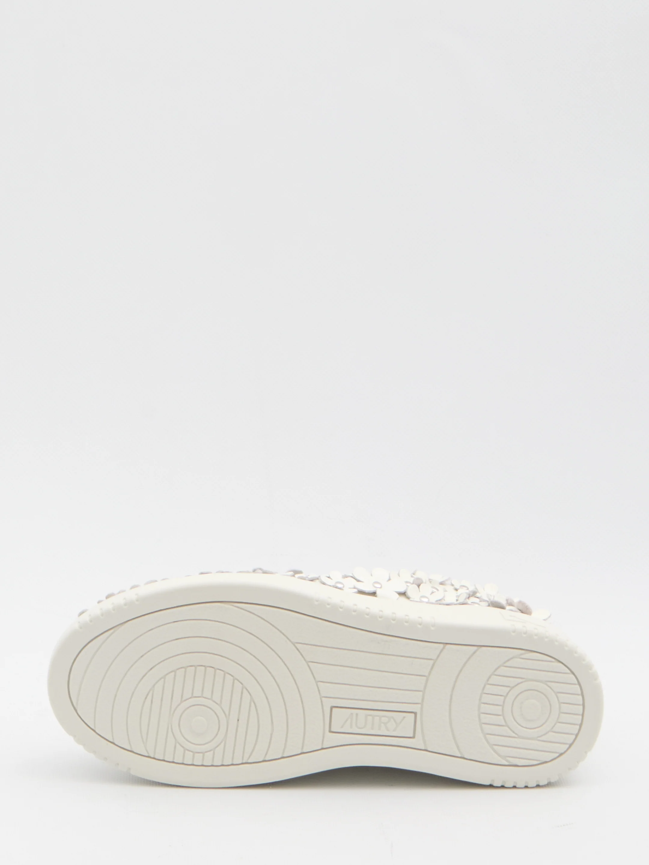 Autry Athletic Medalist Low Sneakers for Women - Image 4