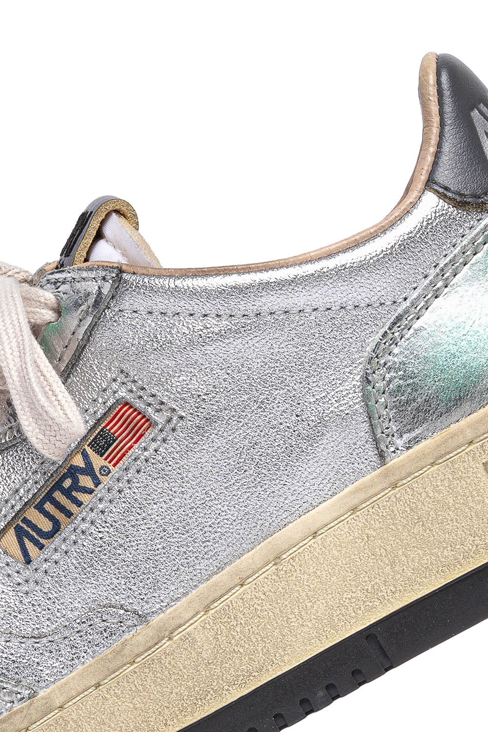 Autry Chic Flat Shoes for Women - FW25 Collection - Image 6
