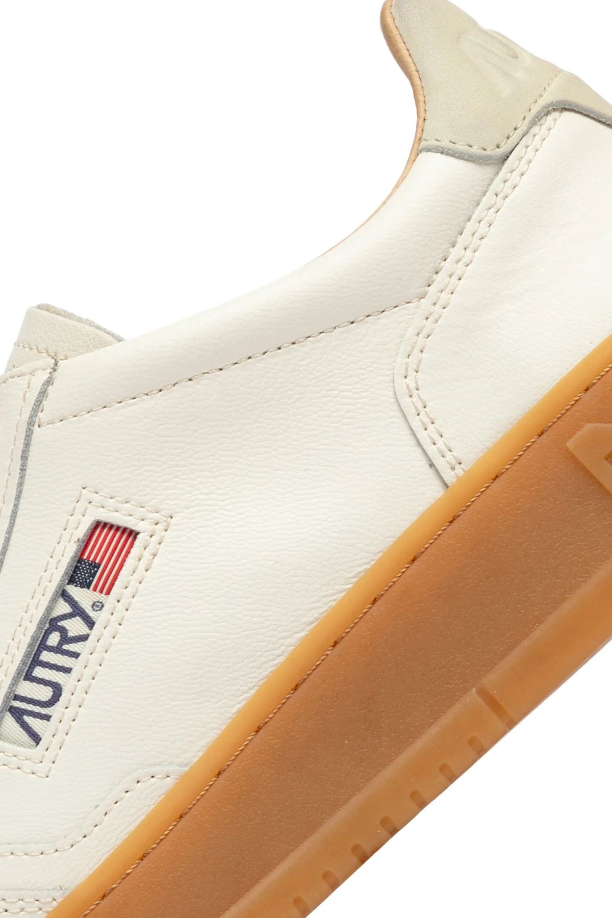 Autry Classic Flat Shoes for Men - Image 6