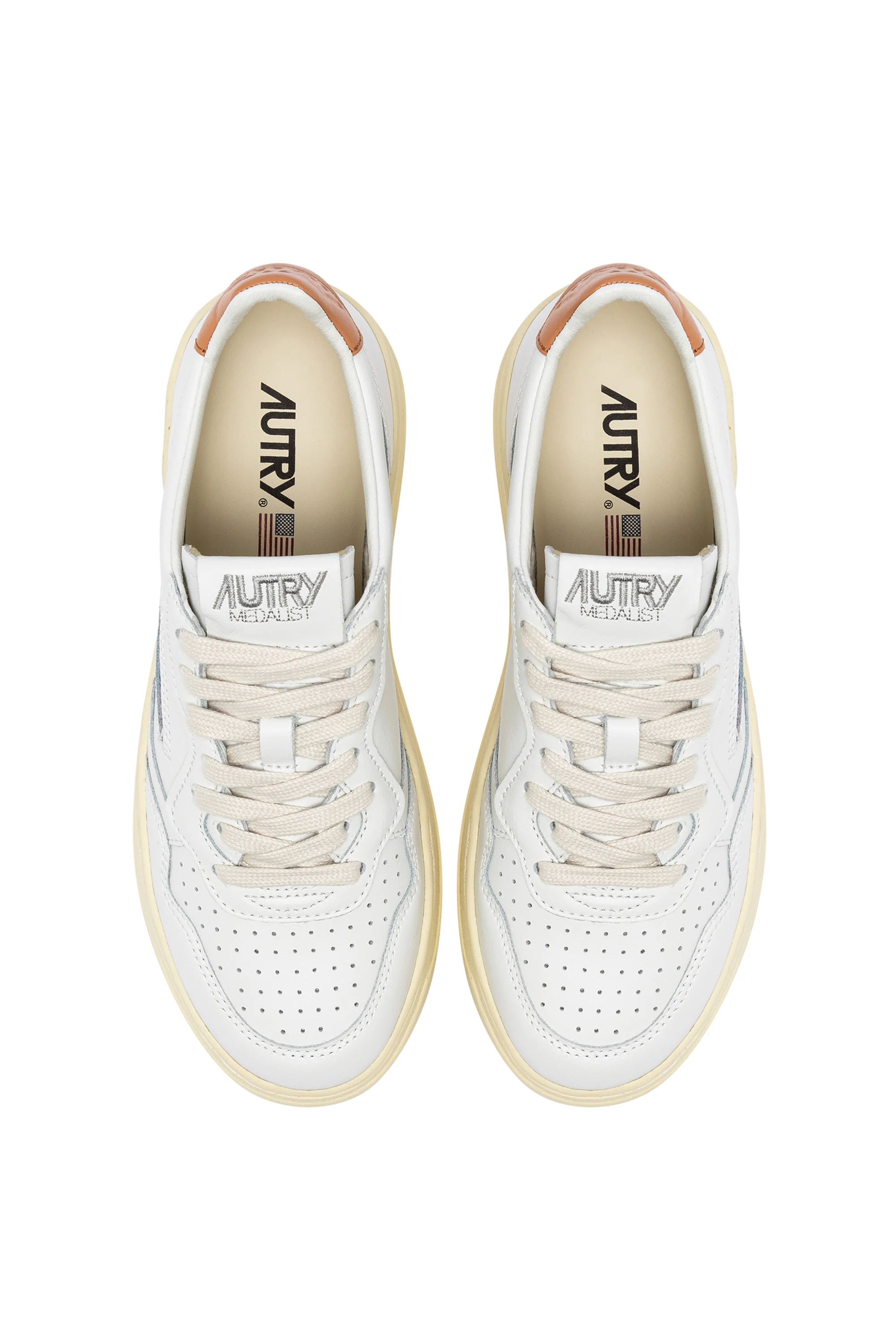 Autry Classic Flat Shoes for Women - Image 4