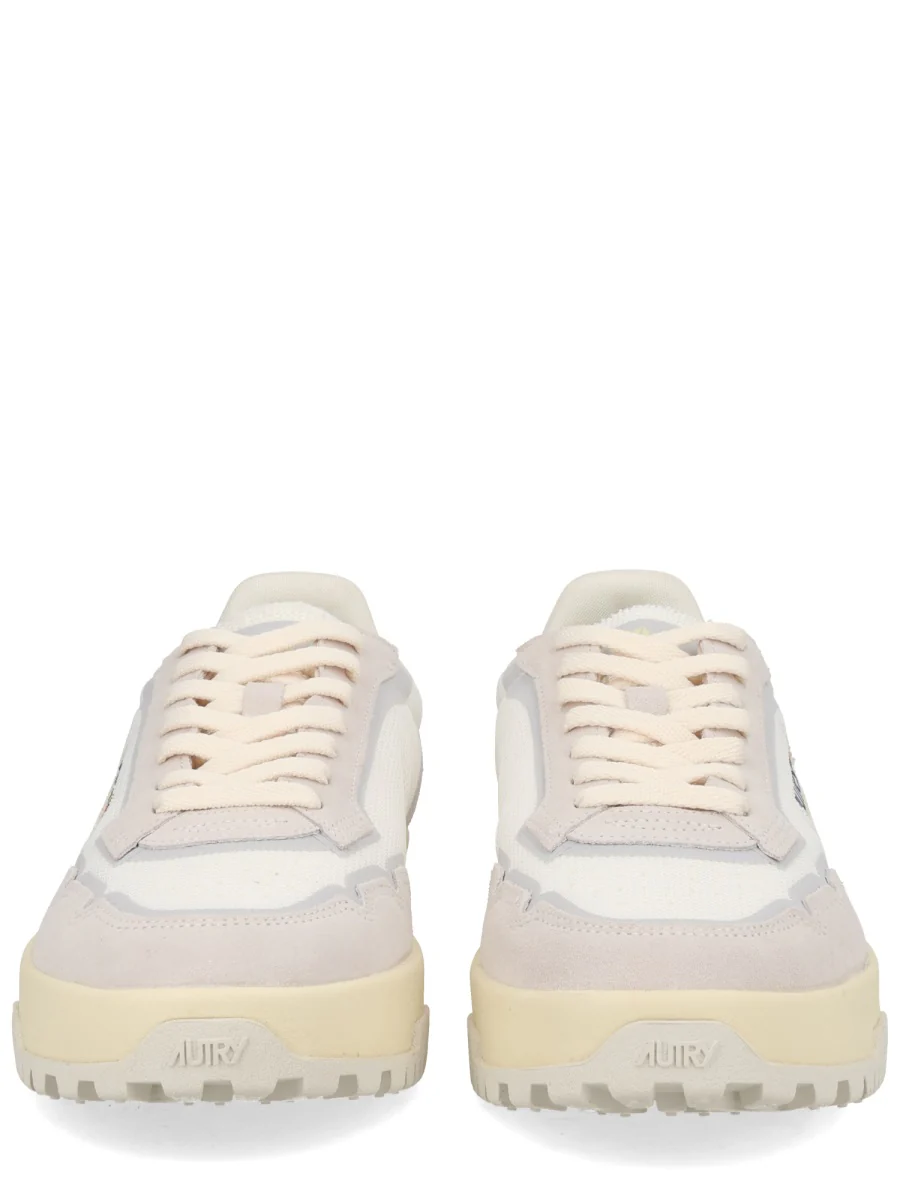 Autry Classic Sneakers for Men - Image 3