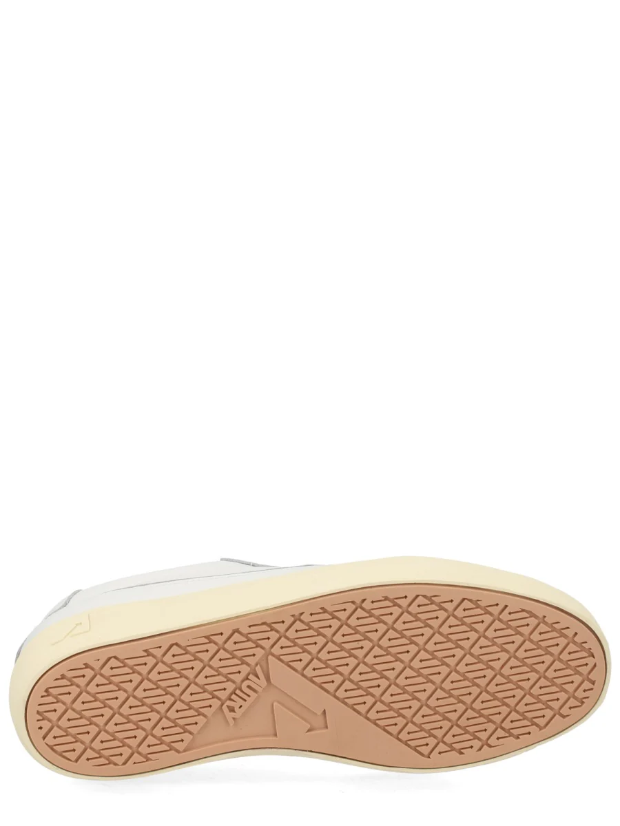Autry Classic Women's Sneakers - Spring/Summer 2026 - Image 4