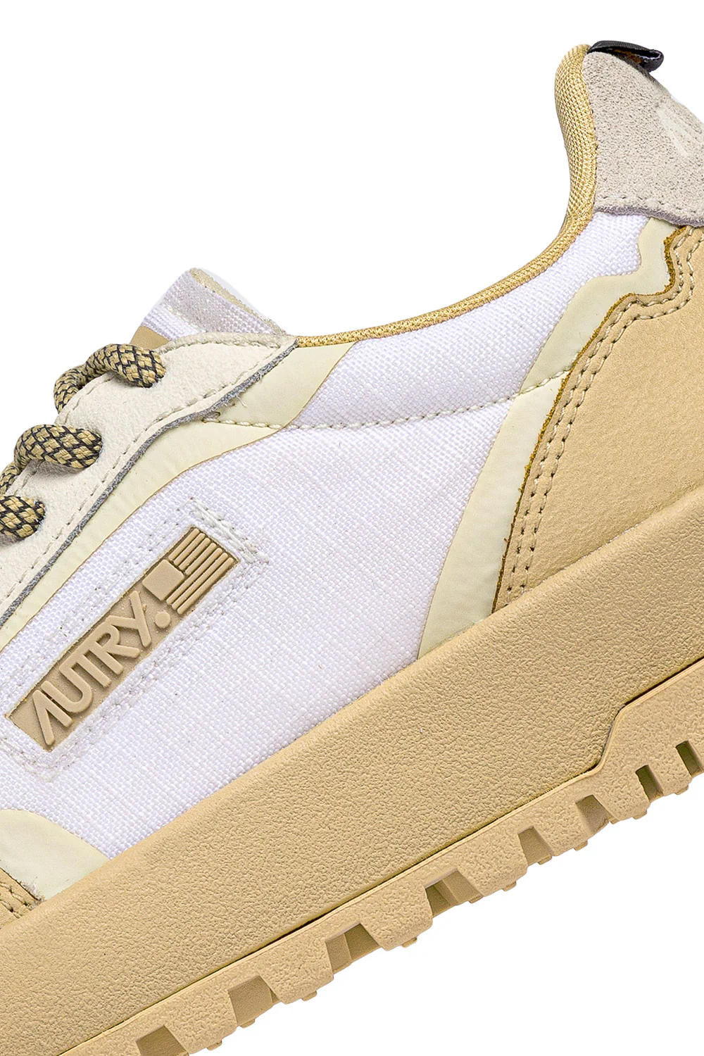 Autry Elegant Flat Shoes for Fall 2025 - Image 6