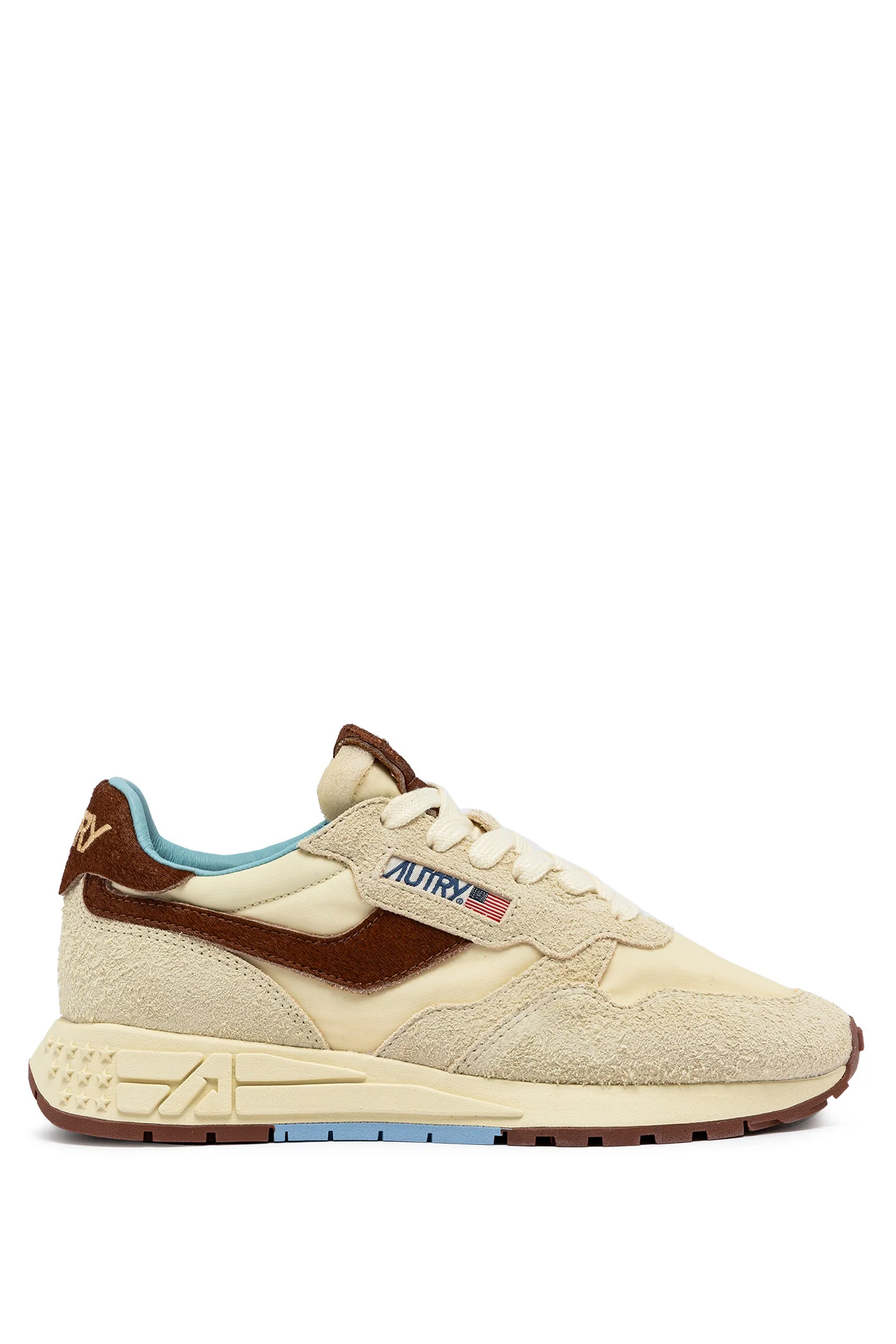 Autry Flat Women's Shoes for the Season