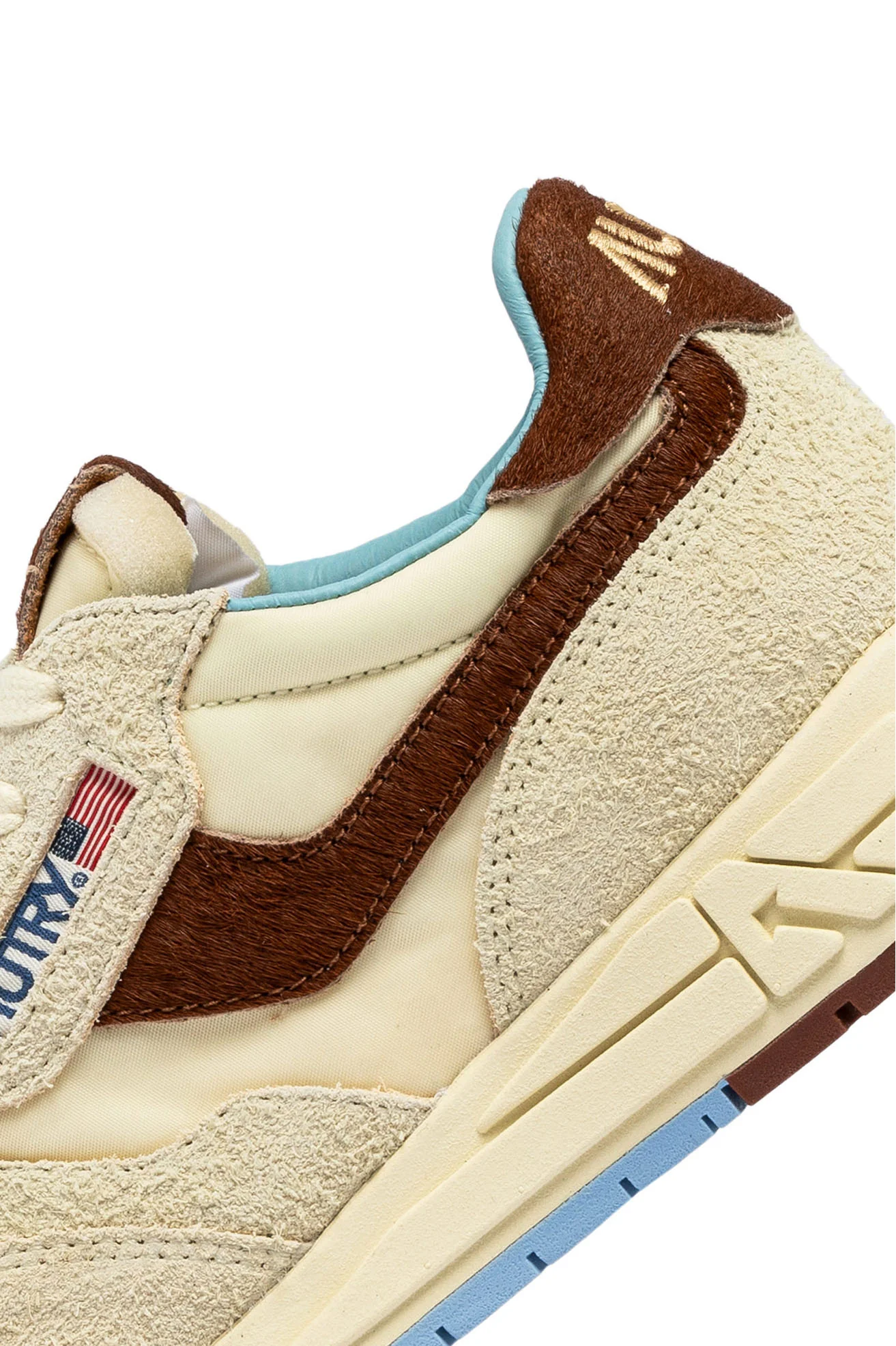 Autry Flat Women's Shoes for the Season - Image 3