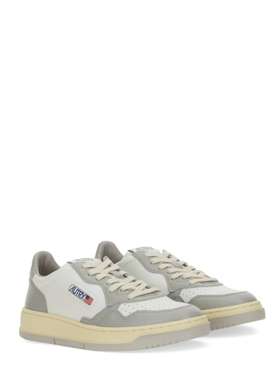 AUTRY Medalist Leather Low-Top Sneakers - Image 3