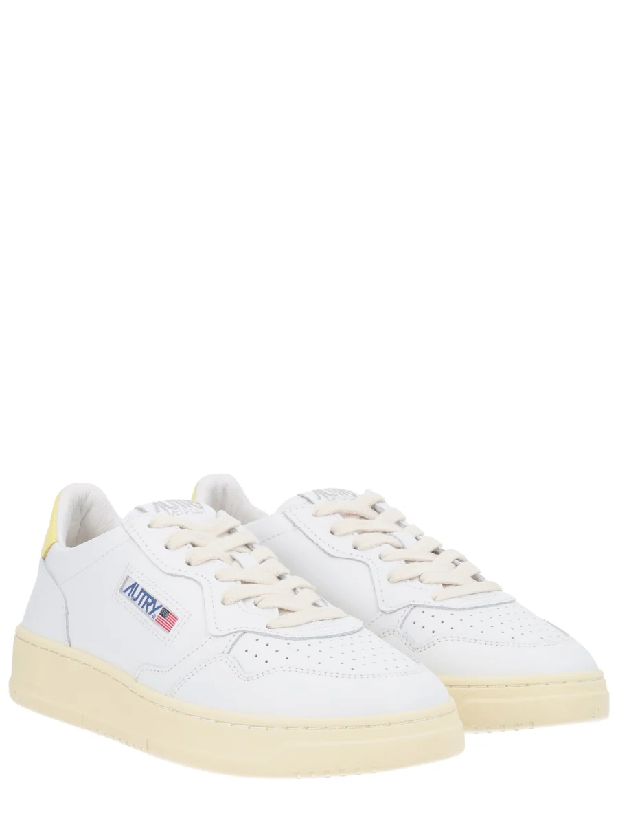 Autry Medalist Low Leather Sneakers - Image 2