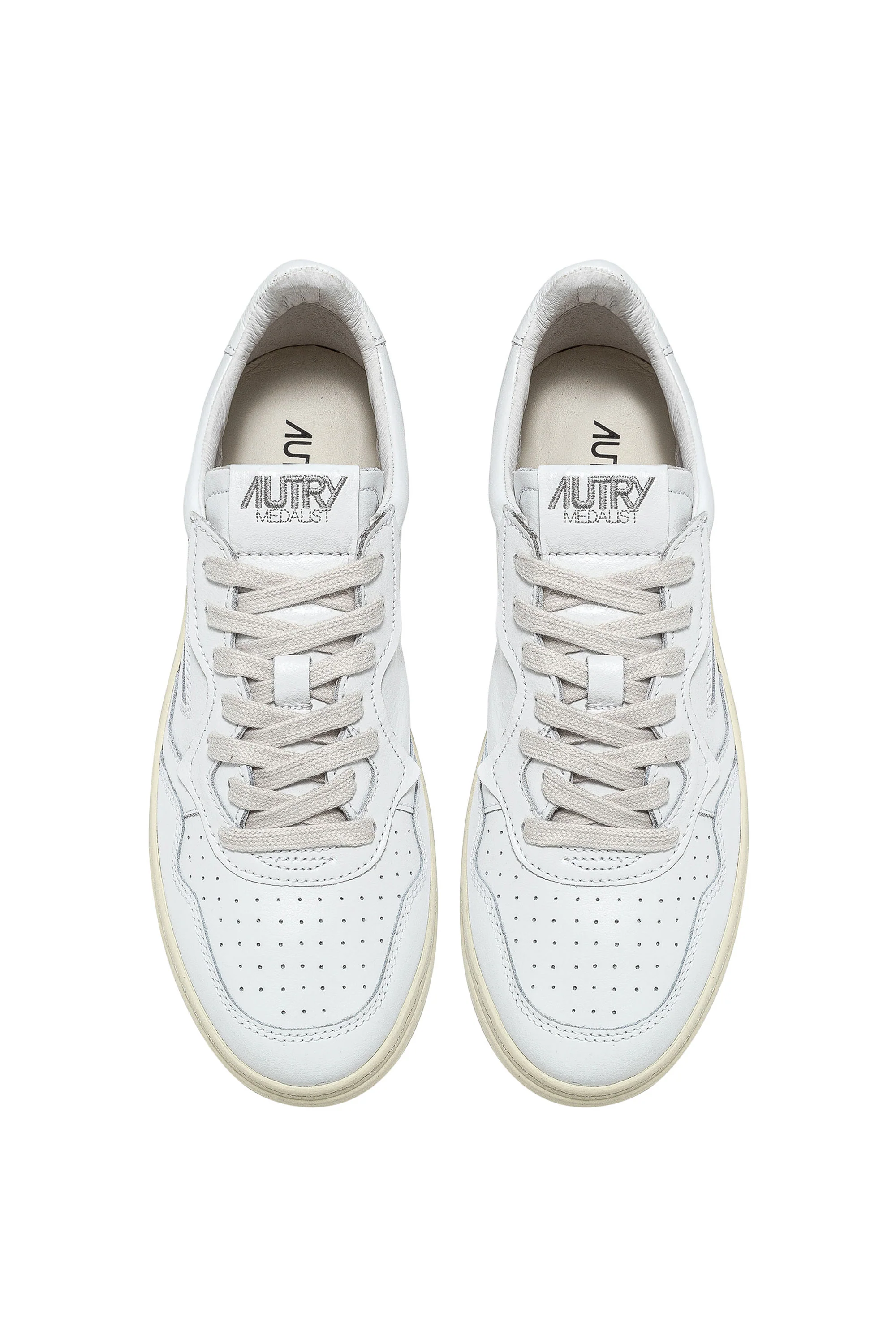 Autry Medalist Vintage Inspired Flat Shoes - Image 5