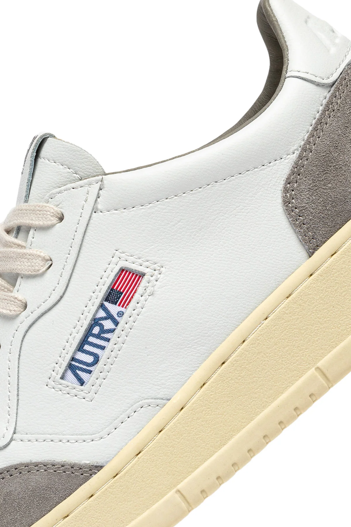 Autry Stylish Modern Flat Shoes for Men - Image 6