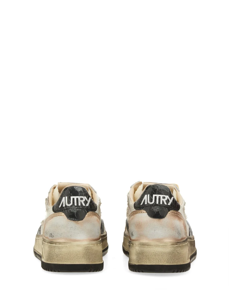 Autry Vintage Women’s Sneakers - Mini Style - Image 3