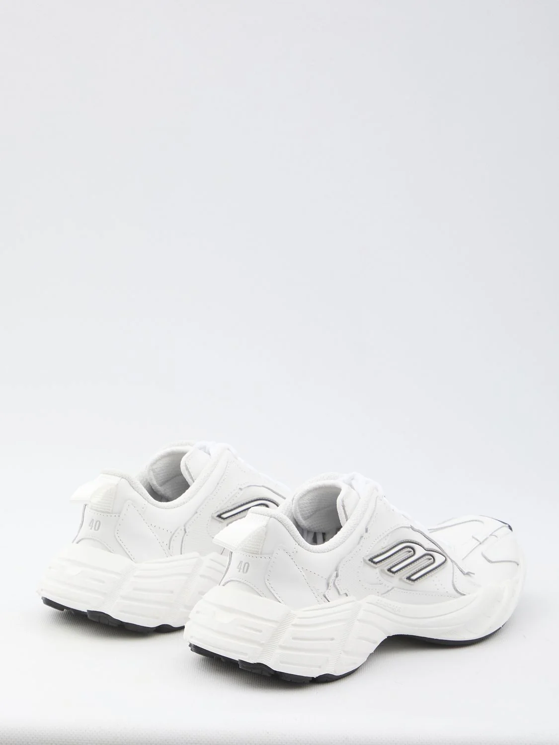 Balenciaga Sleek Men's Sneakers - Image 3