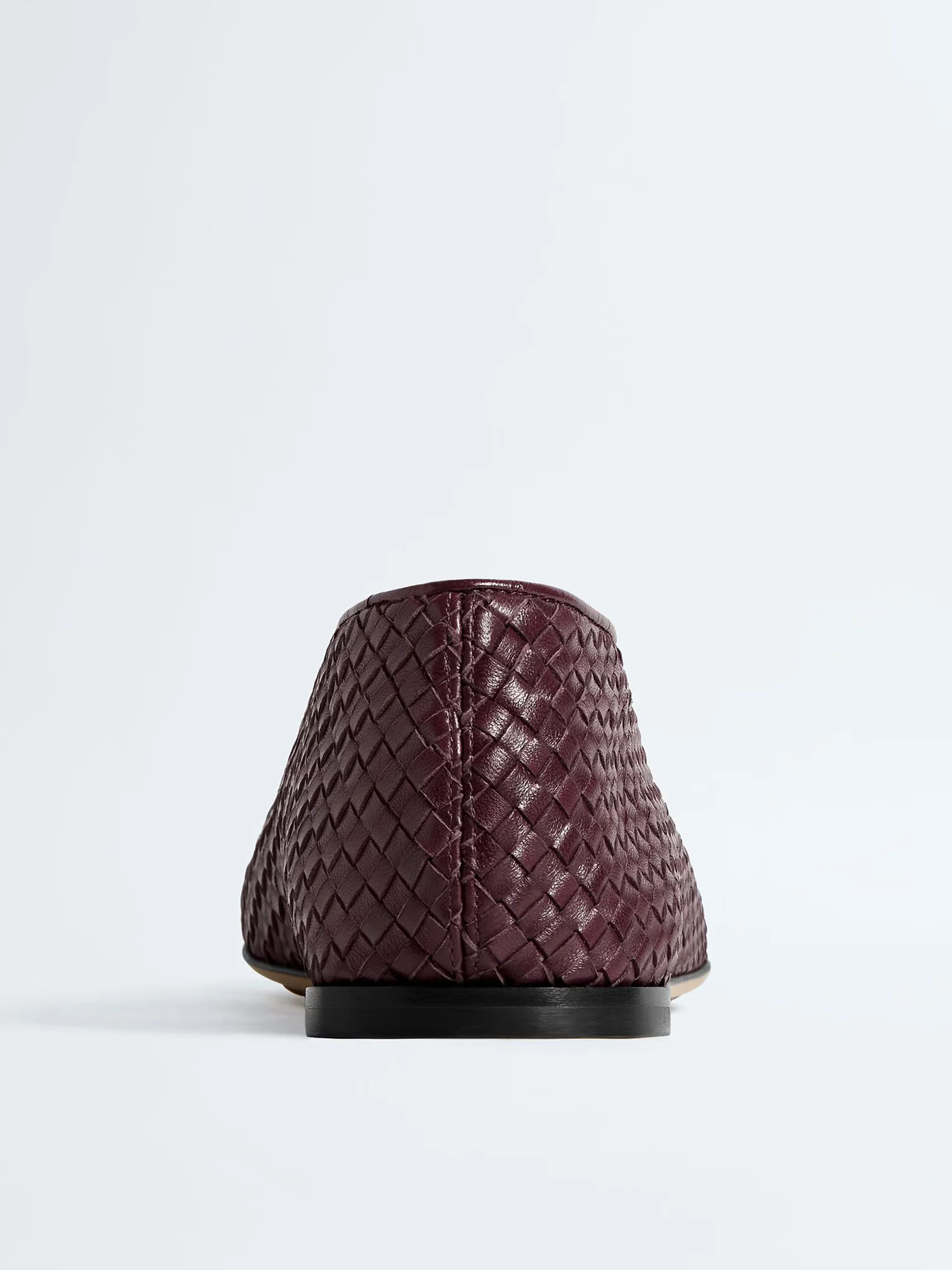 Bottega Veneta Braided Leather Ballet Flats with Lambskin Lining - Image 5