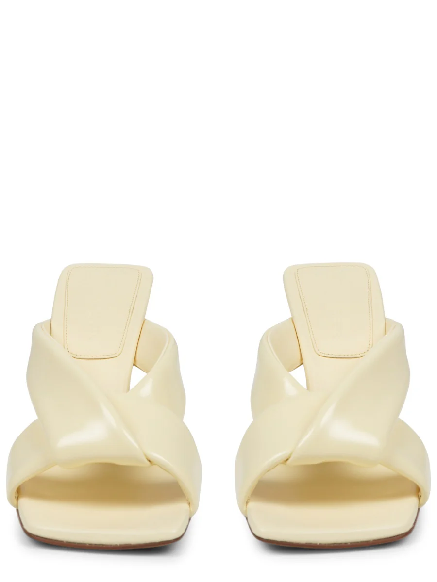 Bottega Veneta Elegant Leather Sandals for Women - SS25 - Image 3