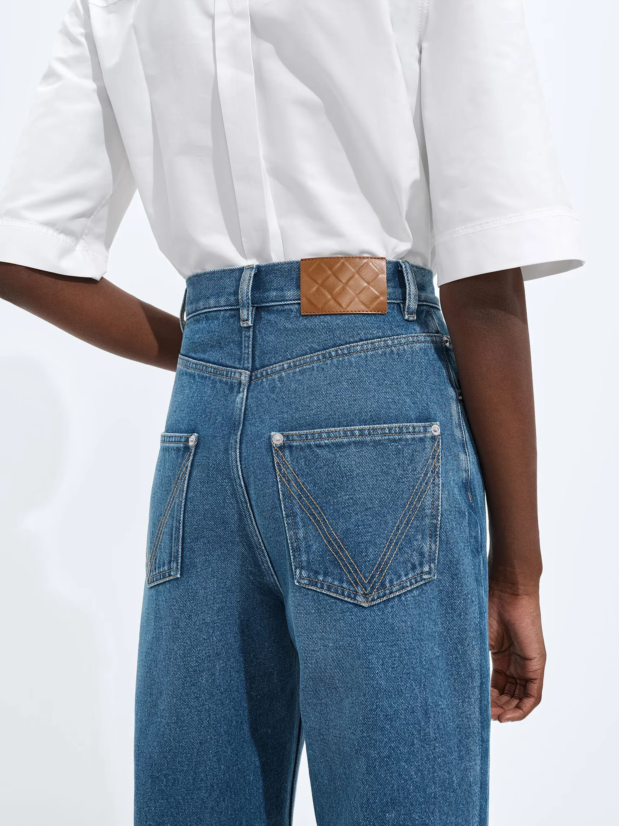 Bottega Veneta High Waist Wide Leg Jeans - Size 38 - Image 4