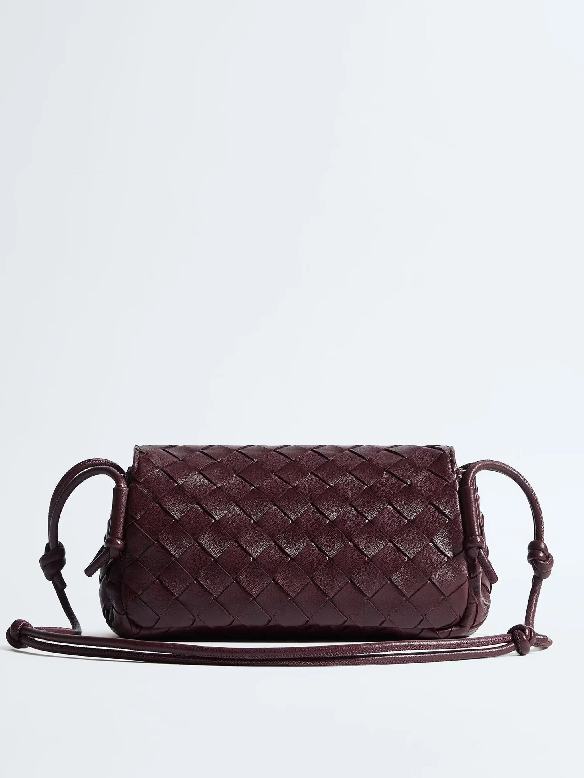 Bottega Veneta Mini Leather Bag with Flap Closure and Adjustable Strap - 21 x 11 x 9 cm - Image 5