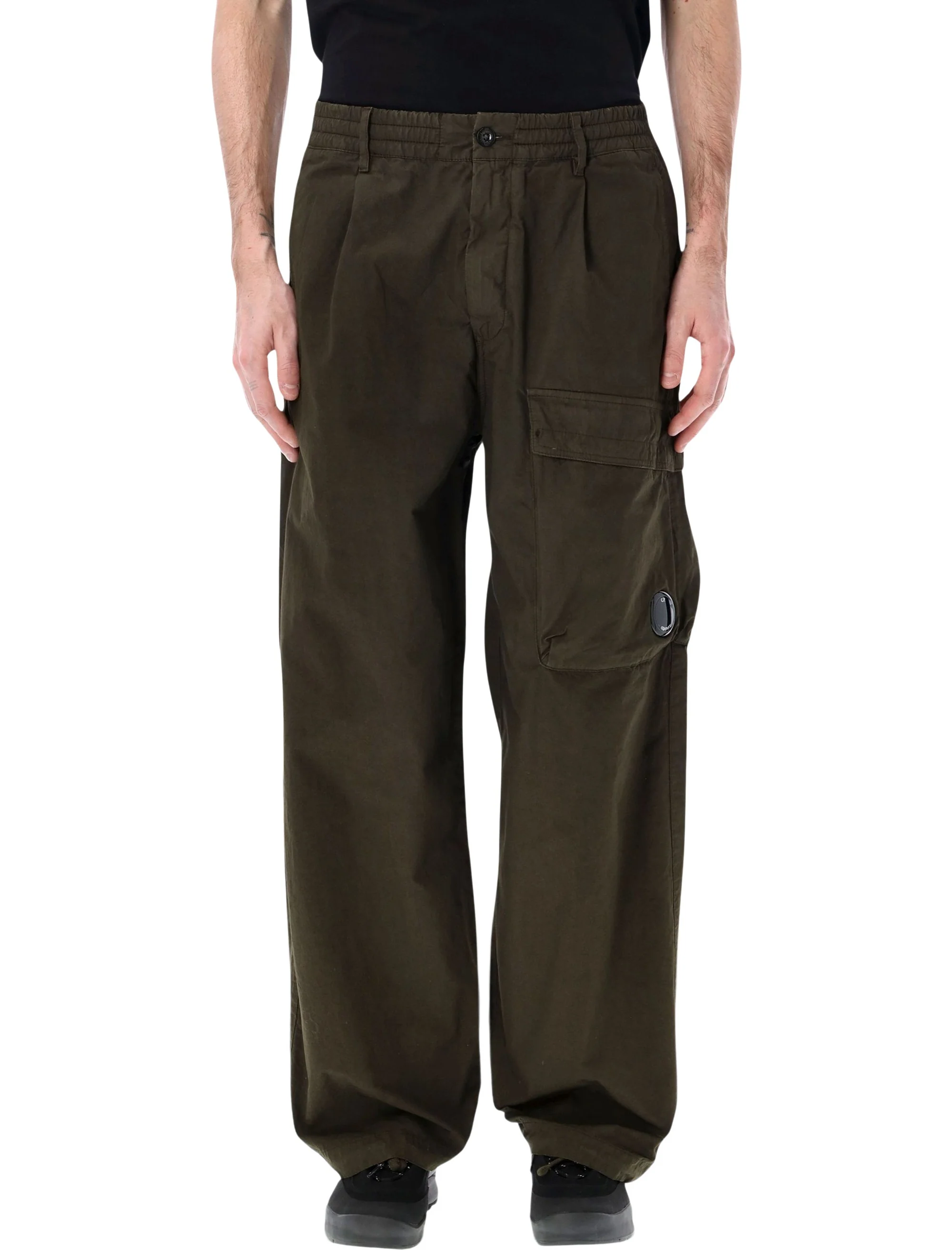 C.p. Company Modern Relaxed Cargo Pants - Size 48