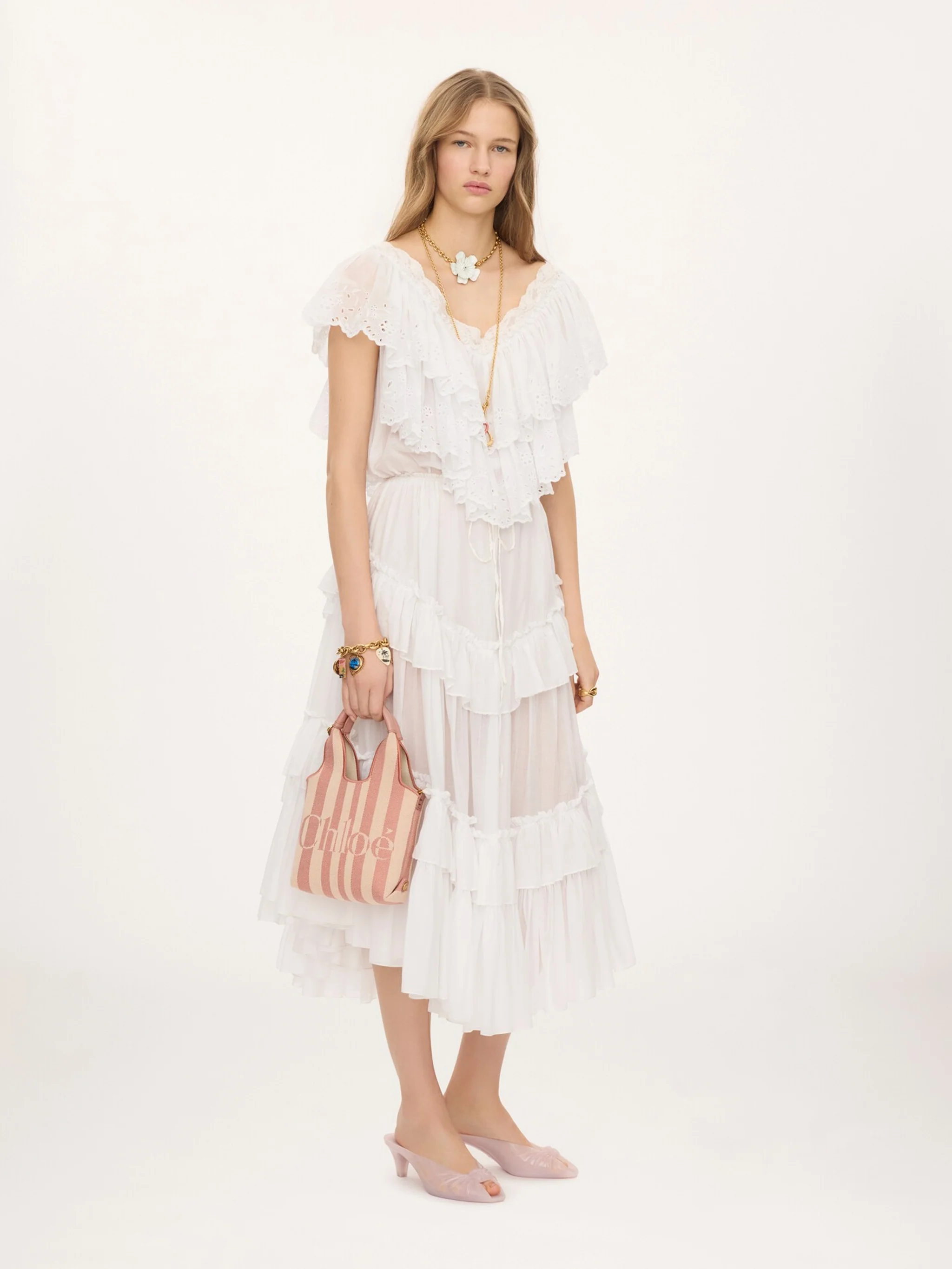 Chloé Adjustable Mini Dangling Ring Bag - W 20 x H 30 x D 9 cm - Image 4