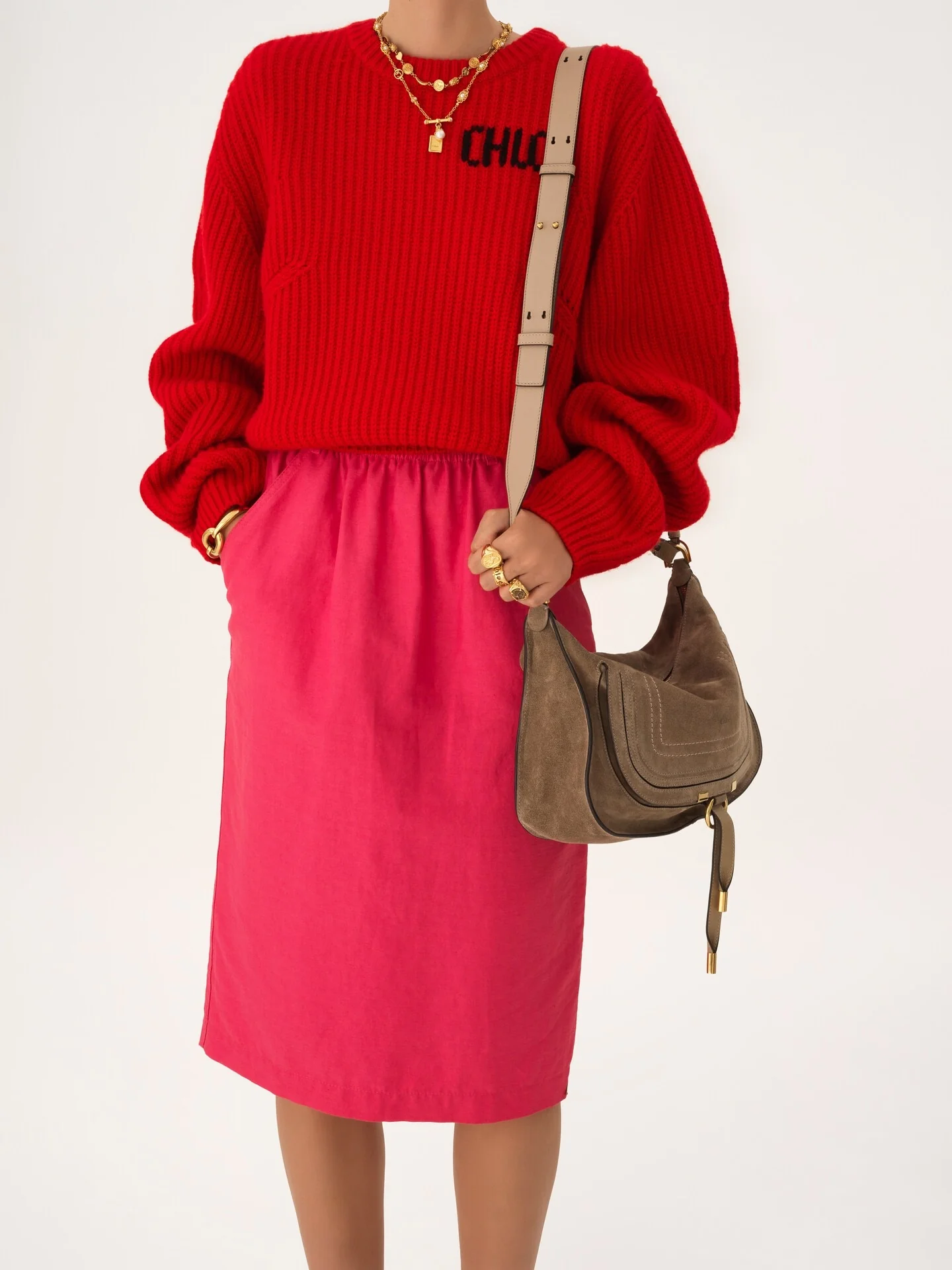 Chloé Elegant Mini Leather Bag with Adjustable Strap - Height 20 cm - Image 3