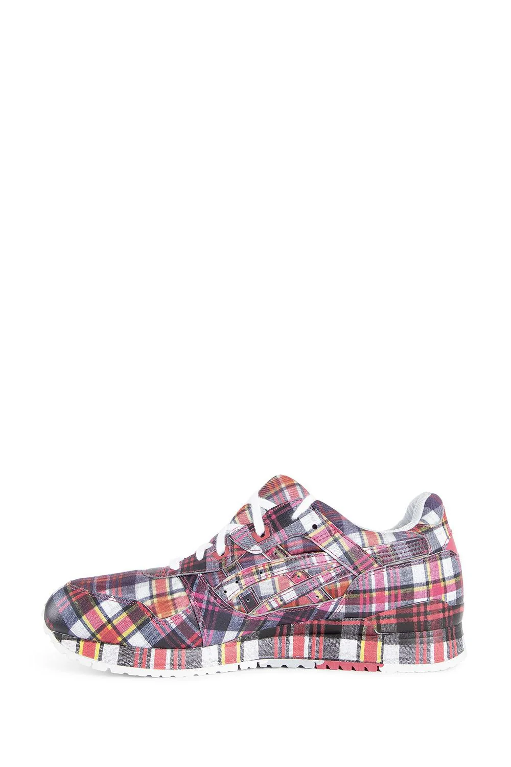 Comme Des Garçons Shirt Sleek Sneakers for Men - Collaboration Edition - Image 4