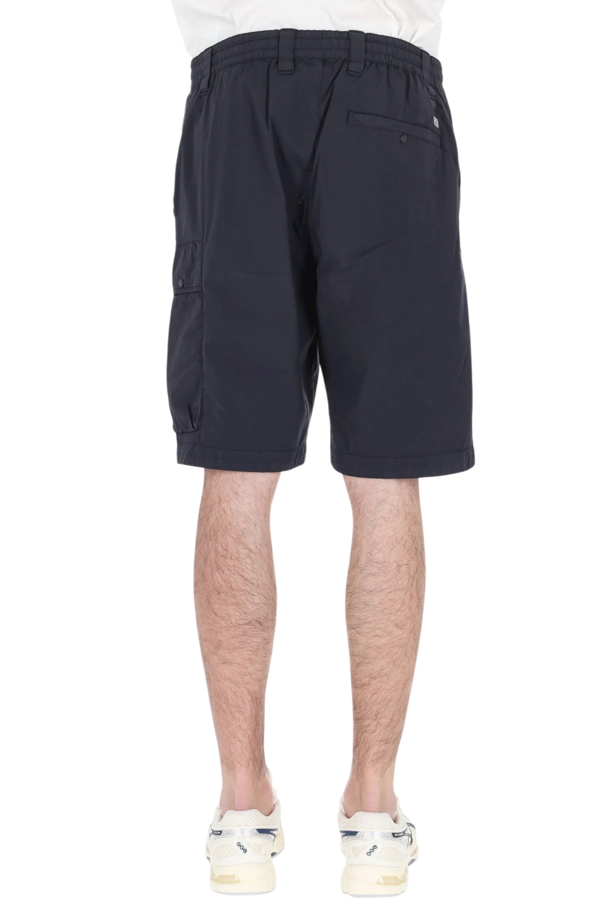 Cp Company Men's Stylish Mini Cargo Shorts - Image 3