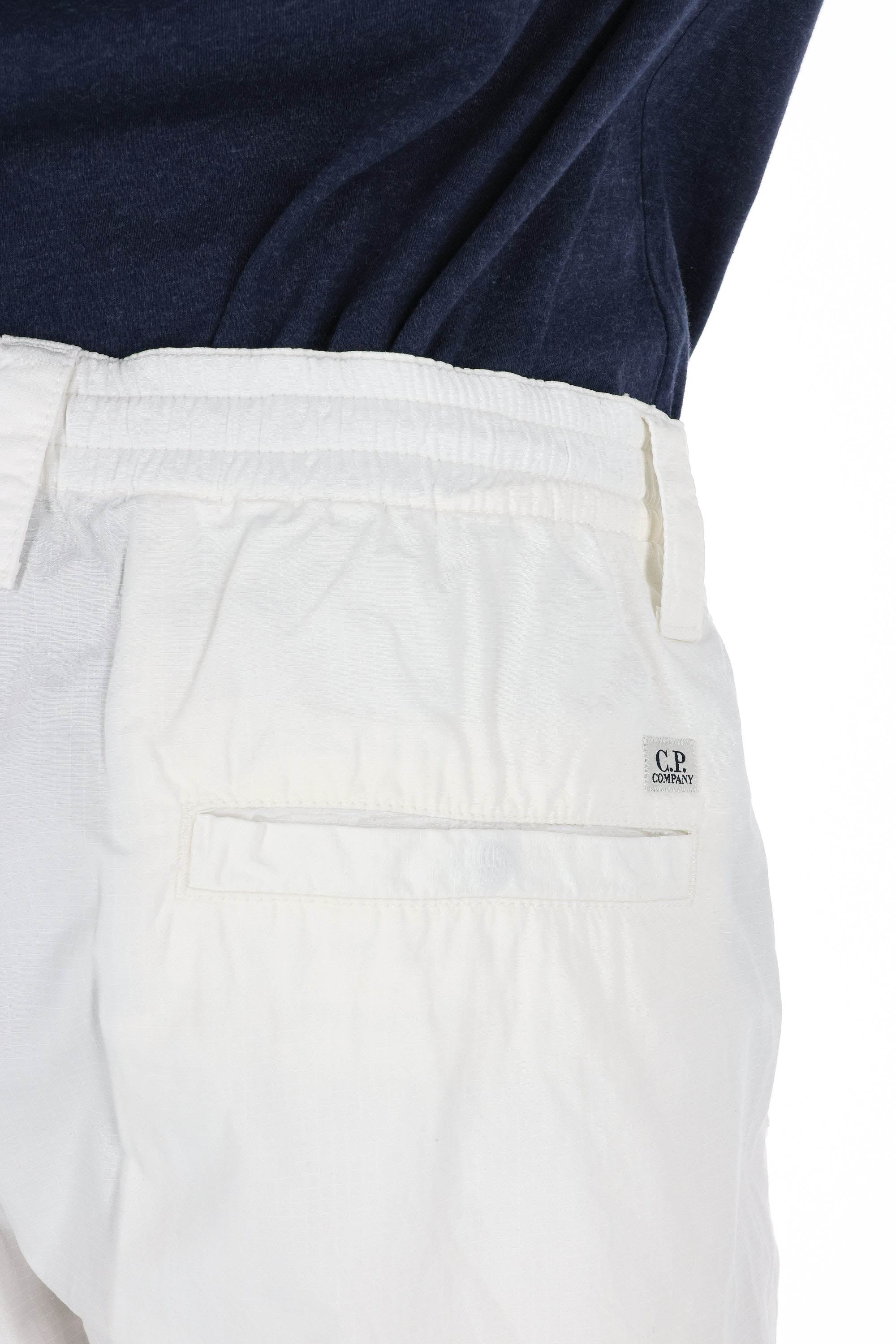 Cp Company Stylish Shorts for the Modern Man - Image 6