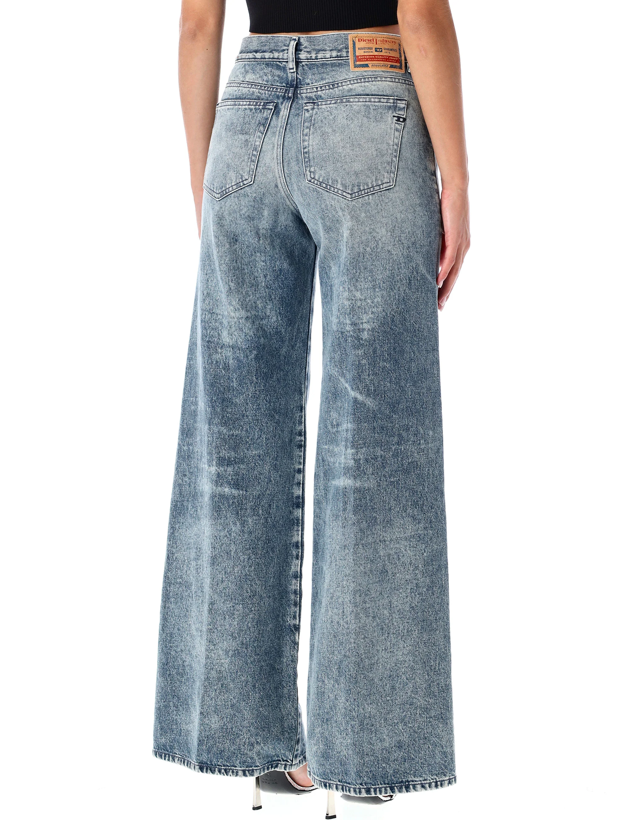 DIESEL 1978 D-Akemi Jeans in Denim - Image 6