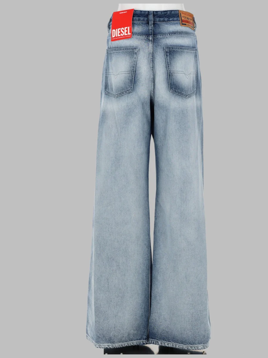 Diesel Women’s Casual Denim Jeans - SS26 Collection - Image 2