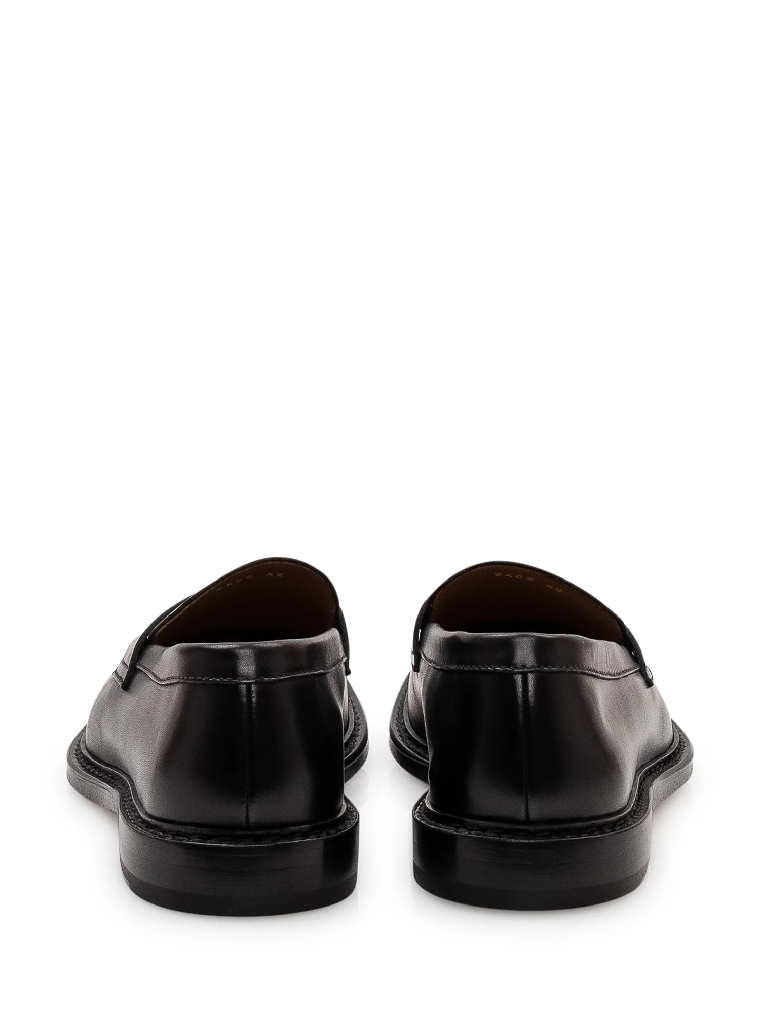 Doucal's Elegant Slip-On Loafers for Spring/Summer 2026 - Image 3