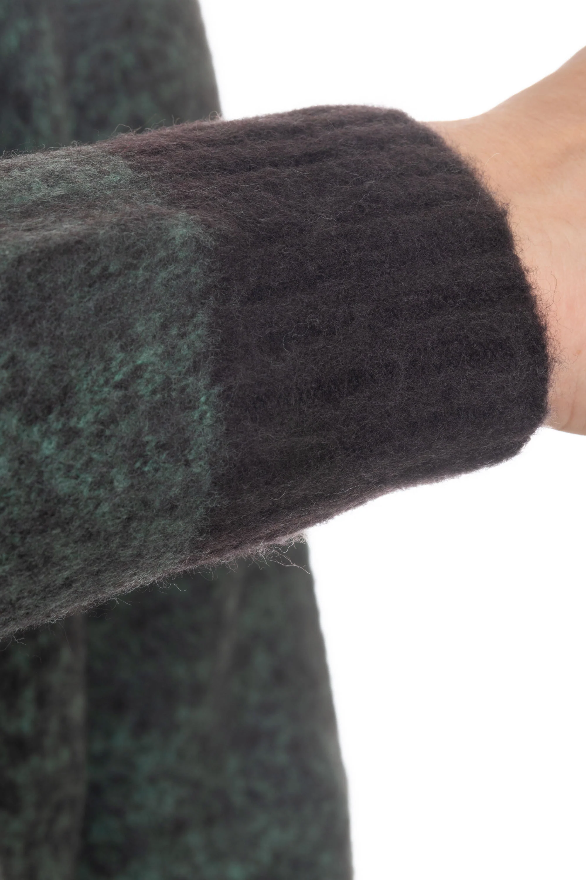 Drumohr Classic Knit Sweater for Men - Image 6