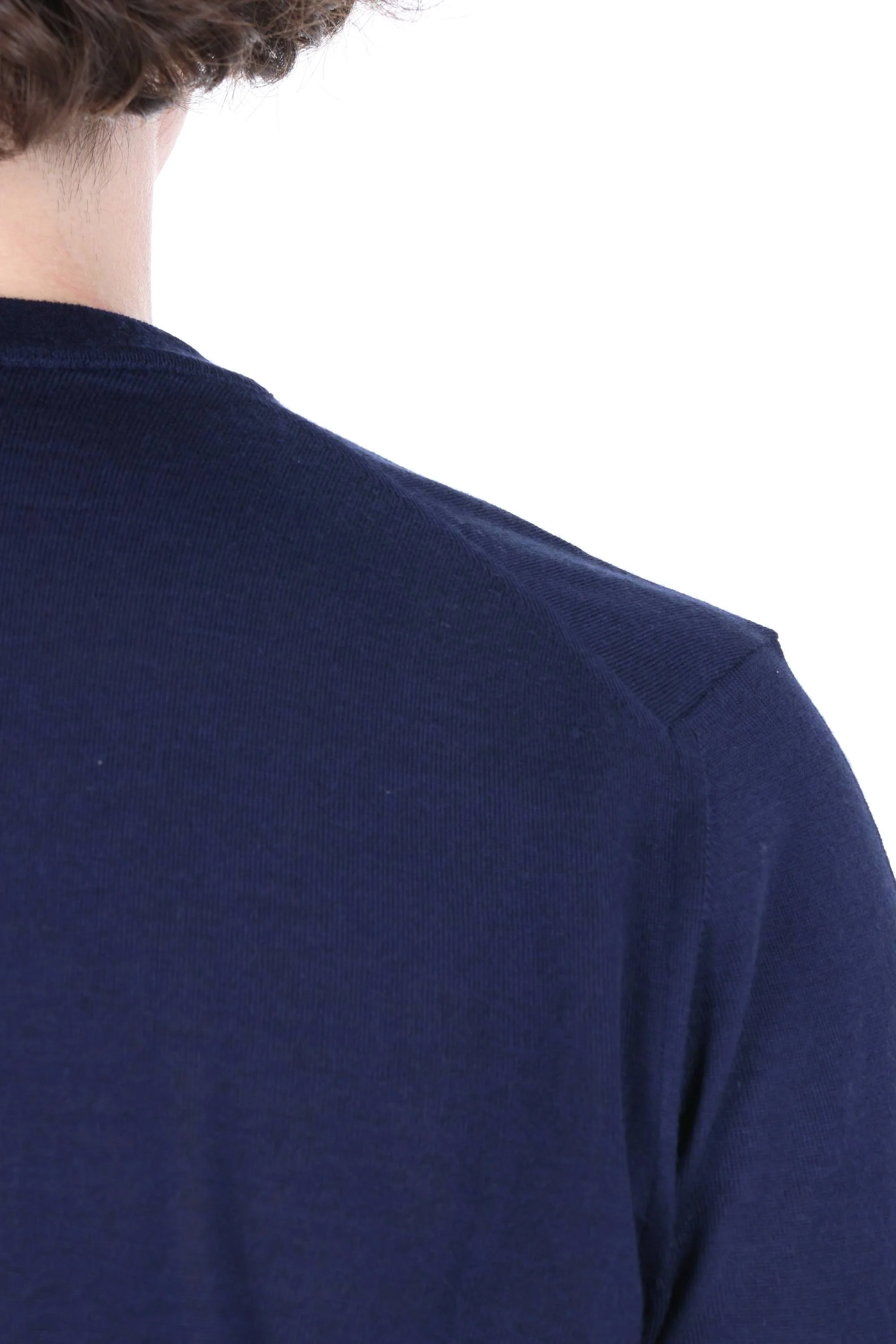 Drumohr Elegantly Crafted Sweater for Men - Image 6