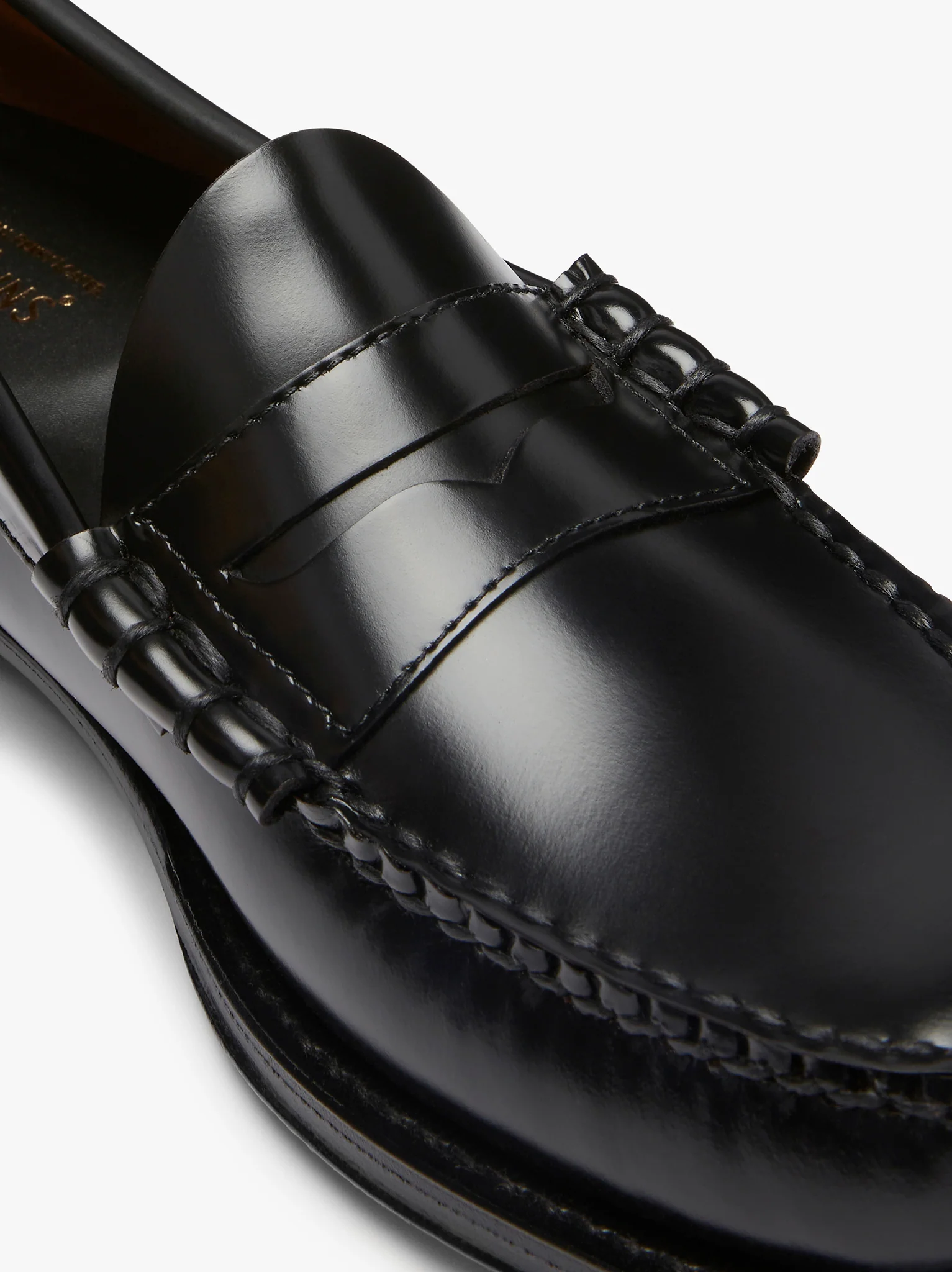G.h.bass&co Men's Classic Flat Shoes - Image 6