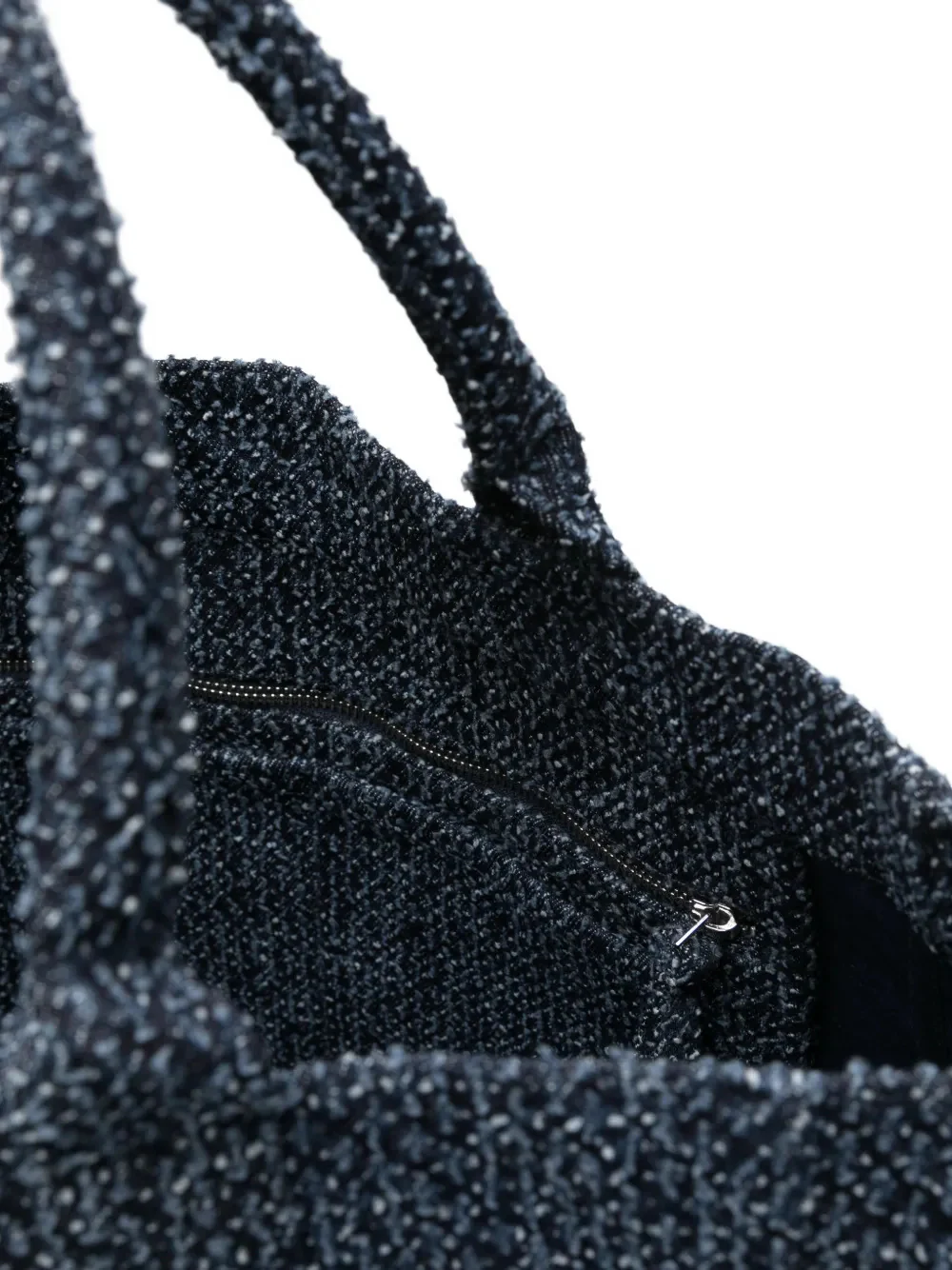 Ganni Stylish Tote Handbag with Cotton Lining and Internal Pocket - Image 5