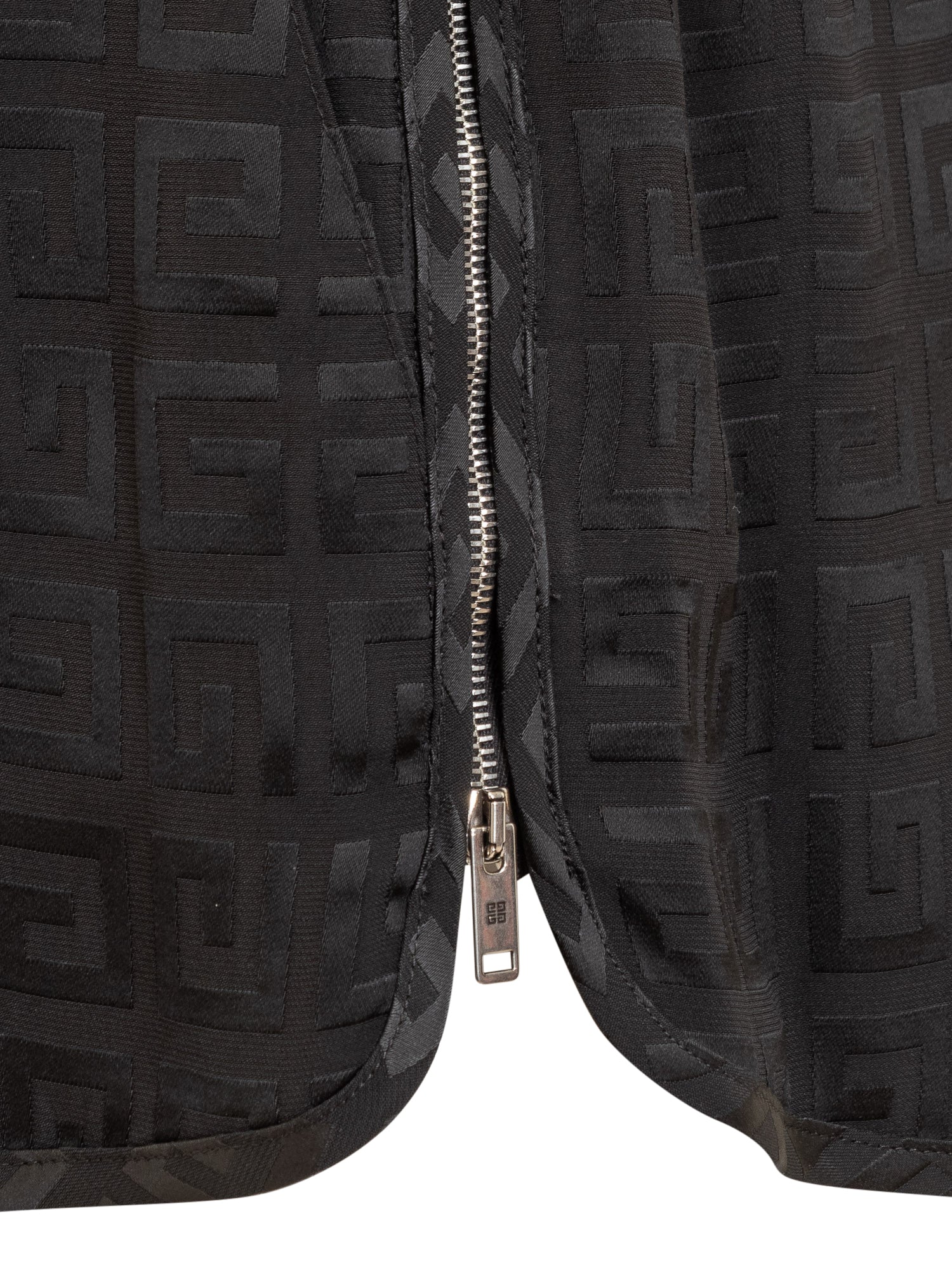 Givenchy Chic 4G Mini Shorts - Image 4