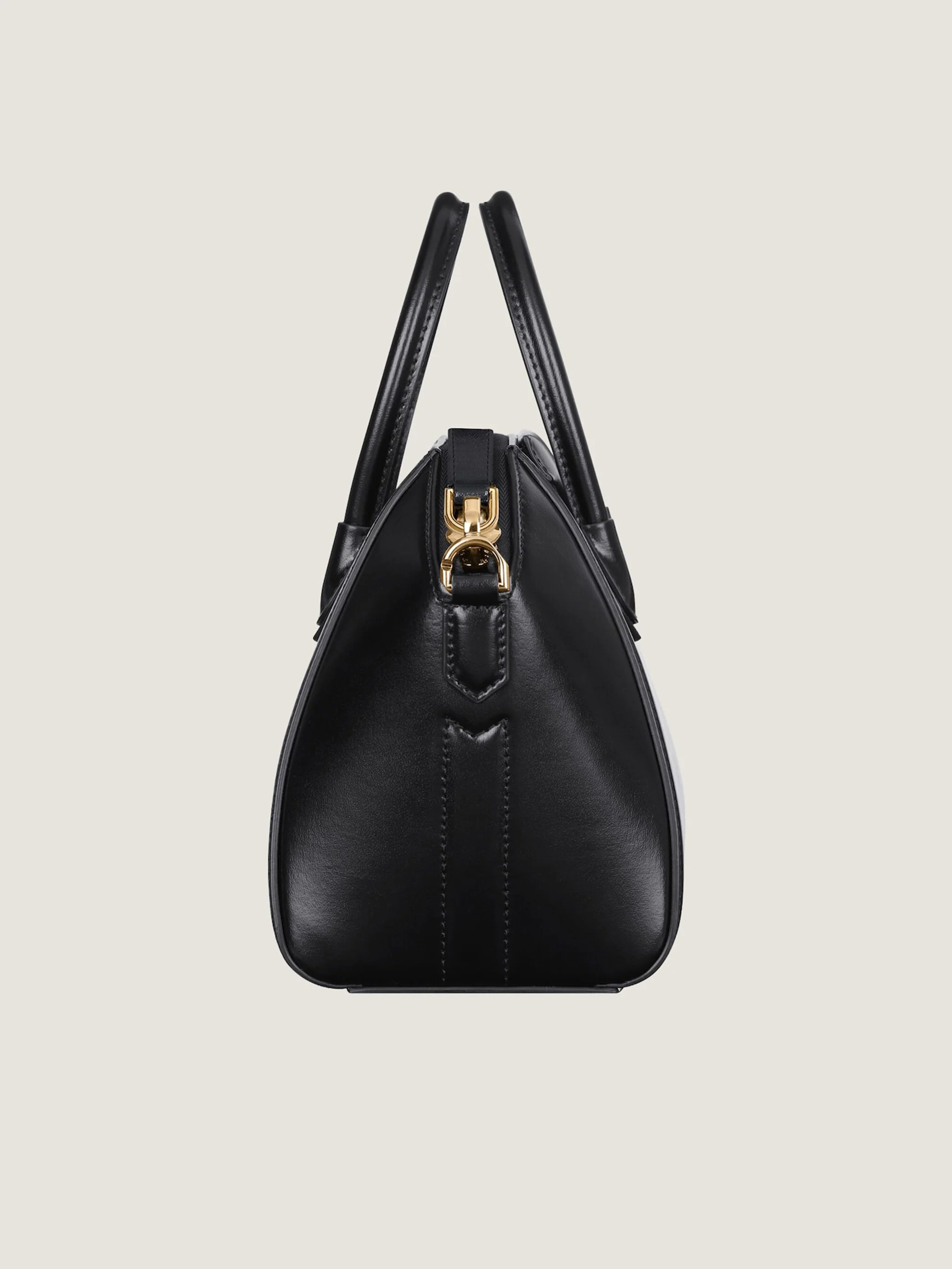 Givenchy Mini Antigona Handbag - Elegant Zip Closure with Gold Hardware - Image 5