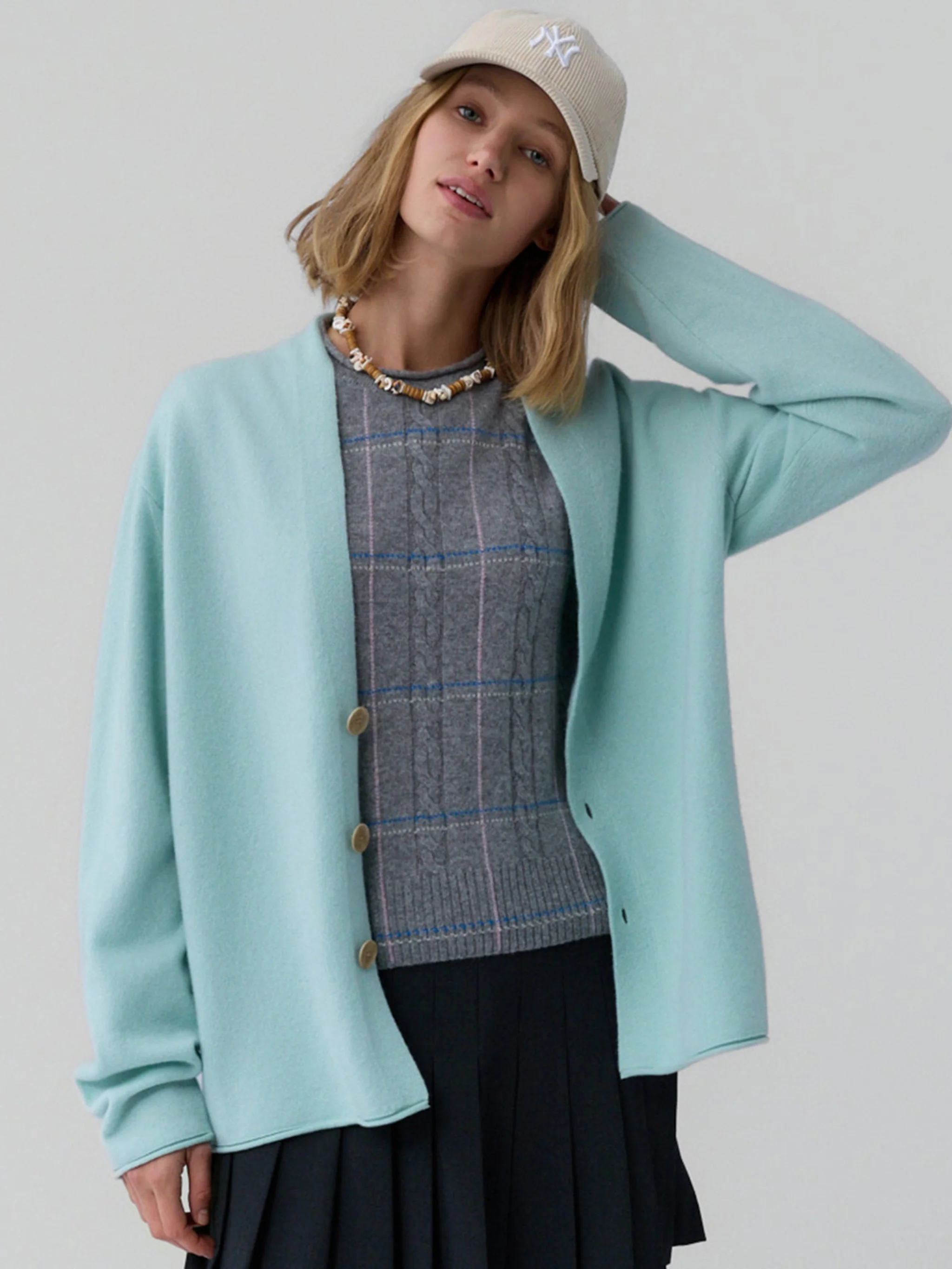 Guest In Residence V-neck Cashmere Sweater with Button Fastening - Size S - Image 2