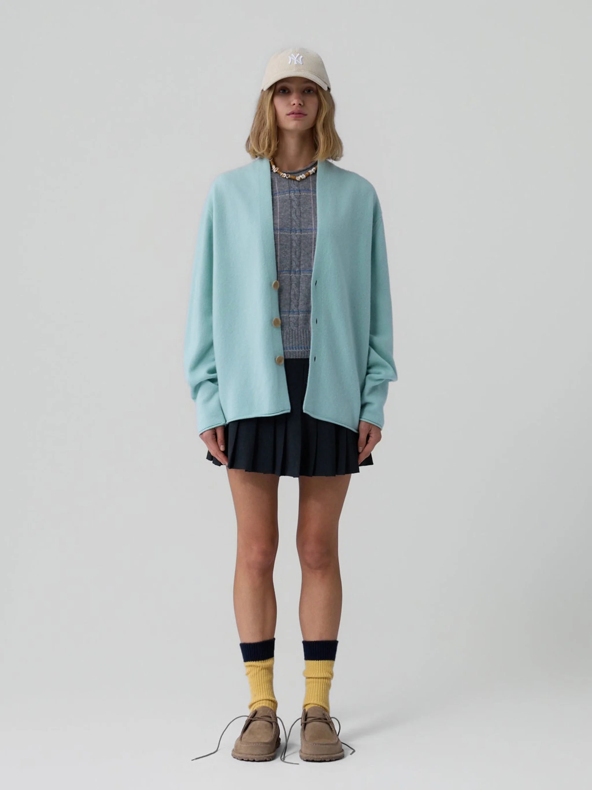 Guest In Residence V-neck Cashmere Sweater with Button Fastening - Size S - Image 3