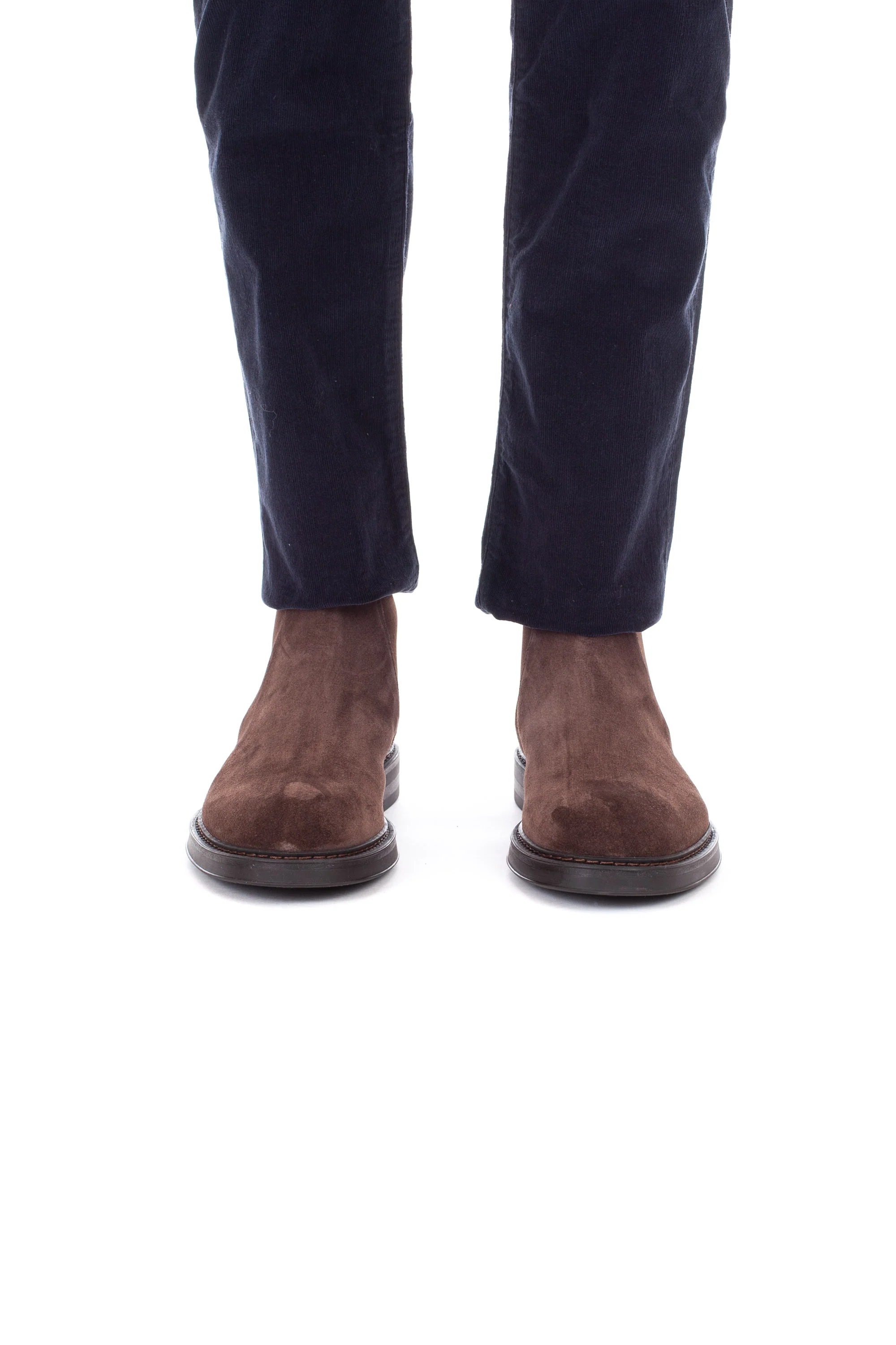 Henderson Men's SueOF Ankle Boot with Non-Slip Rubber Sole - Half Size Recommended - Image 2