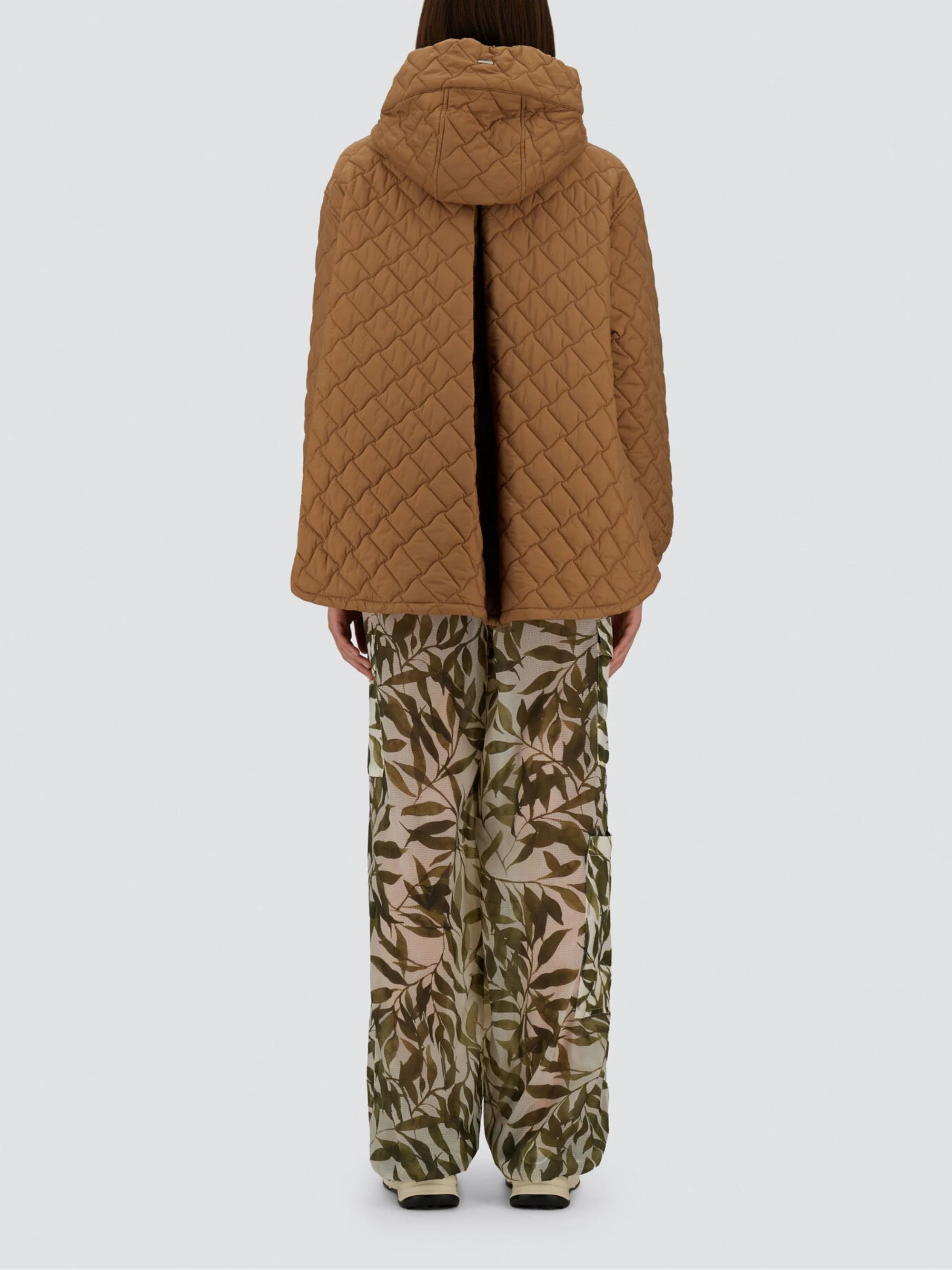 Herno Diamond Quilted Drawstring Down Jacket - Image 3