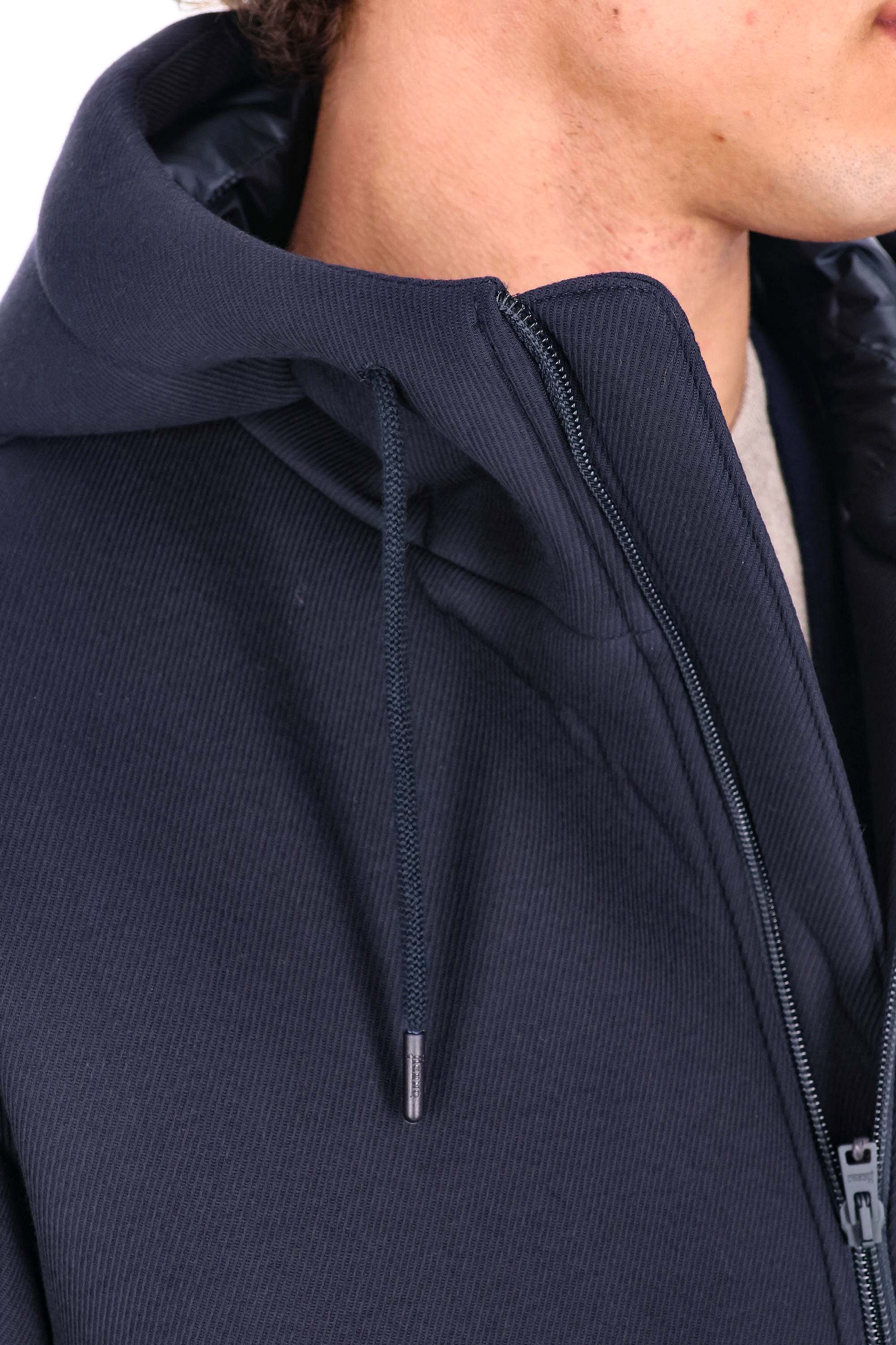 Herno Men's Lightweight Stylish Coat - Image 5