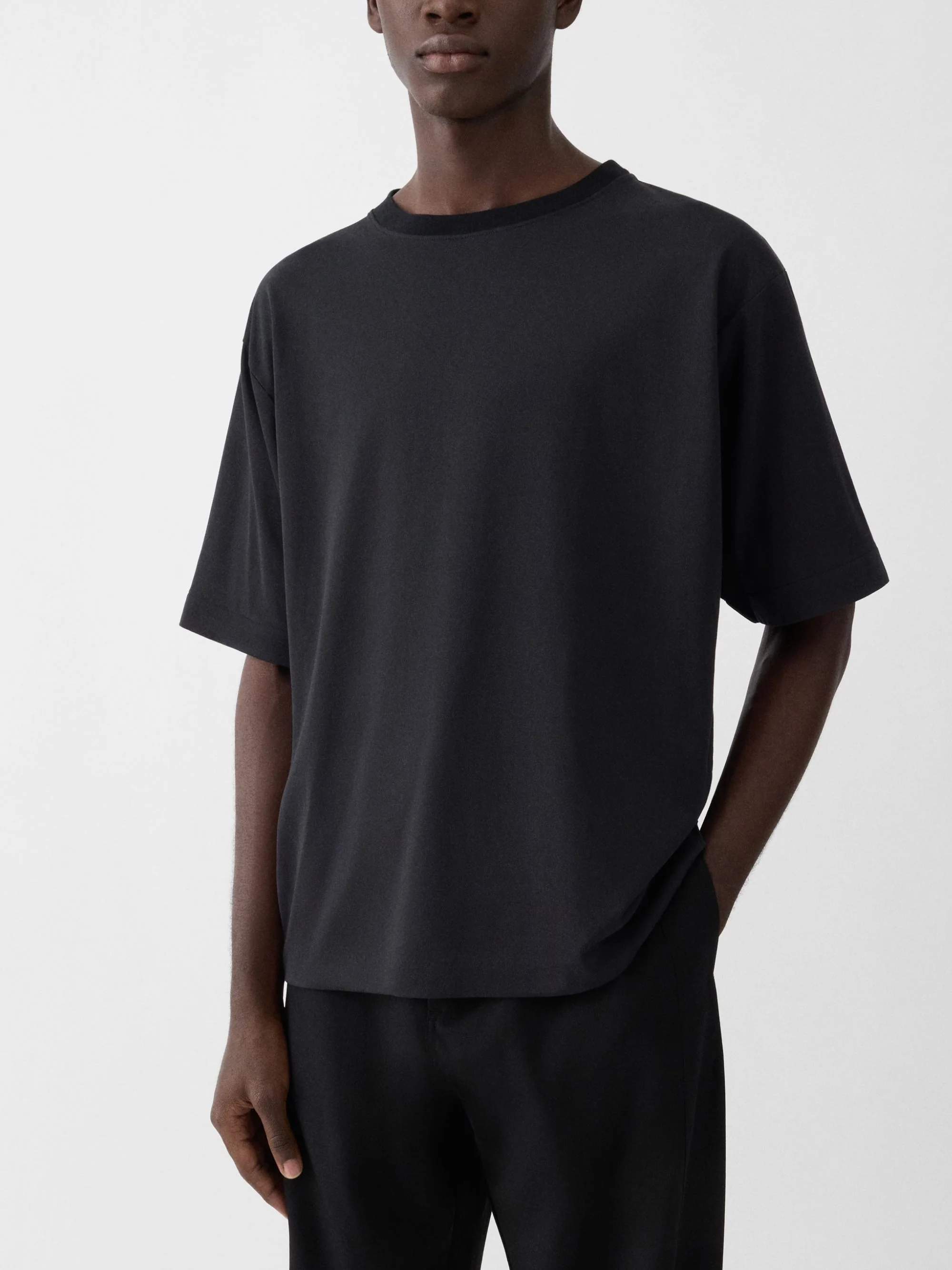 Jacquemus Men's Mini T-Shirt for SS26 - Image 2