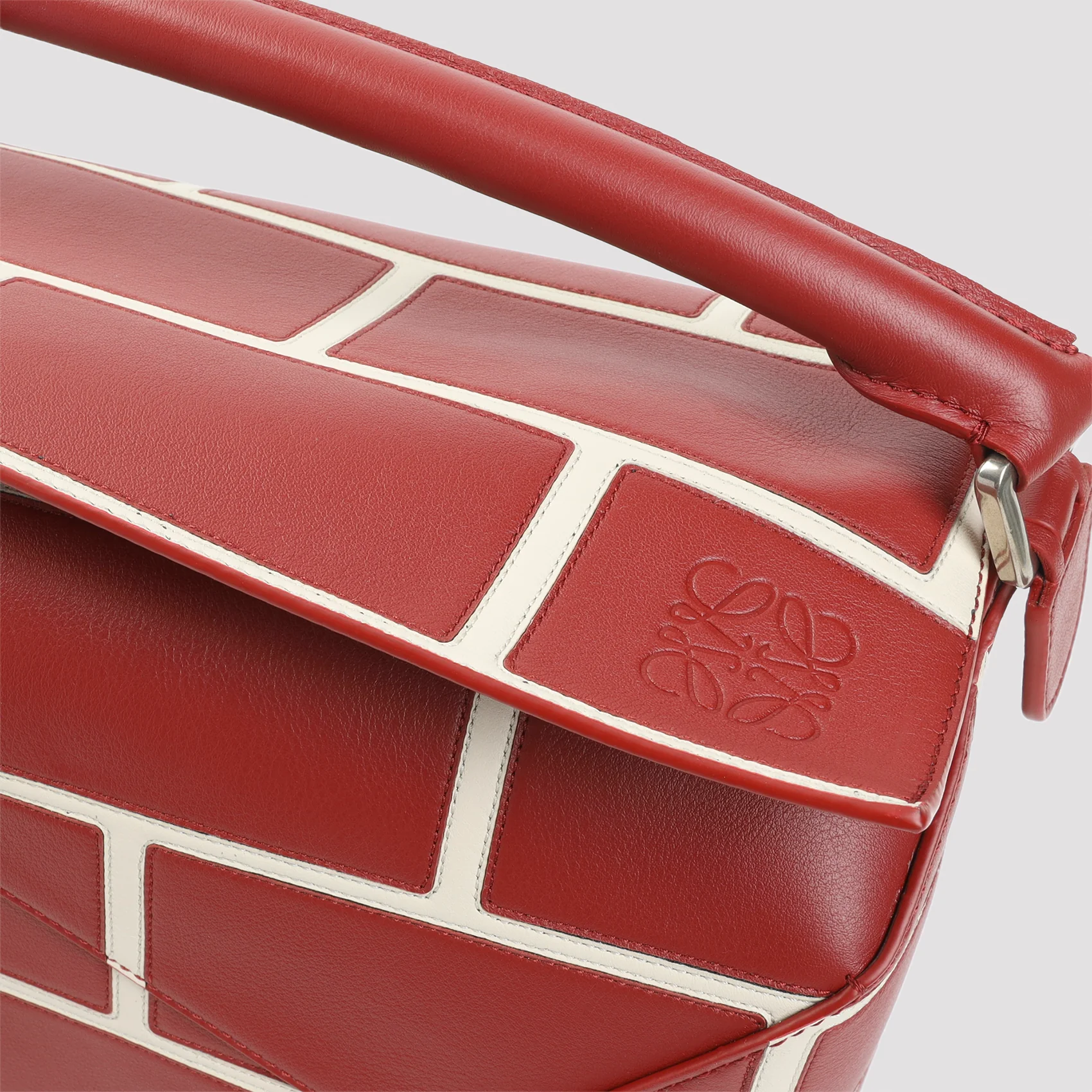 Loewe Large Puzzle Edge Bag in Grained Calfskin - Image 5