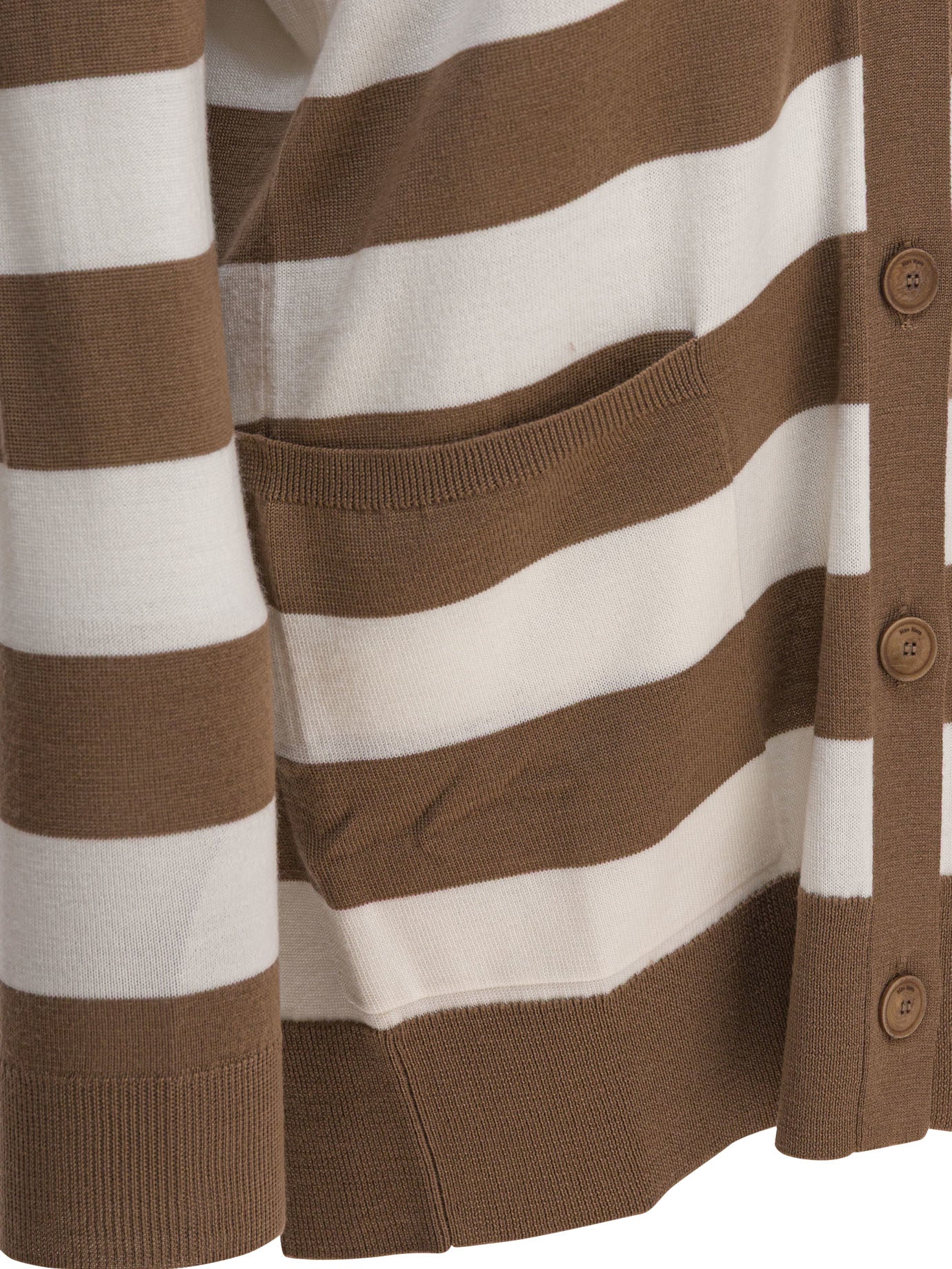 Max Mara Elegant Women's Wool Cardigan for FW25 - Image 4