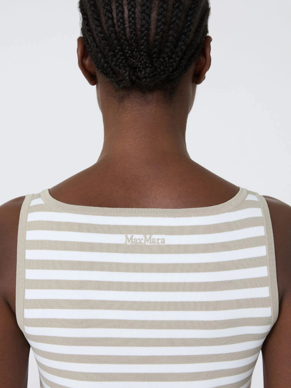 Max Mara Figure-Hugging Mini Top with Embroidered Detail - Size S - Image 5