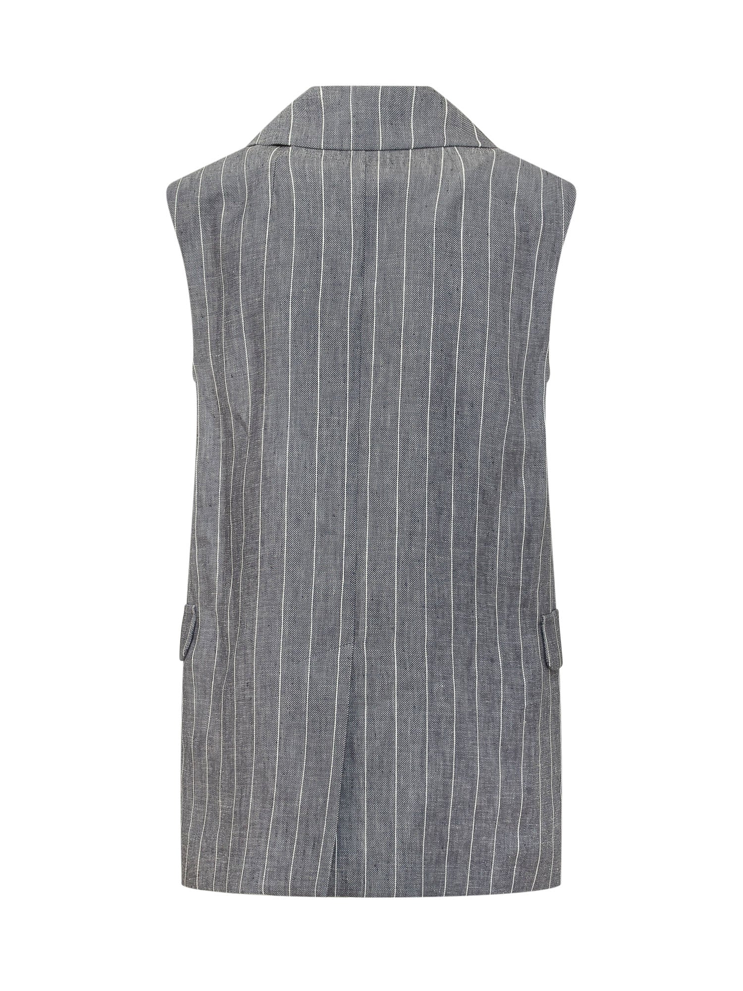 Max Mara`s Double-Breasted Gilet for Spring/Summer 2026 - Image 2
