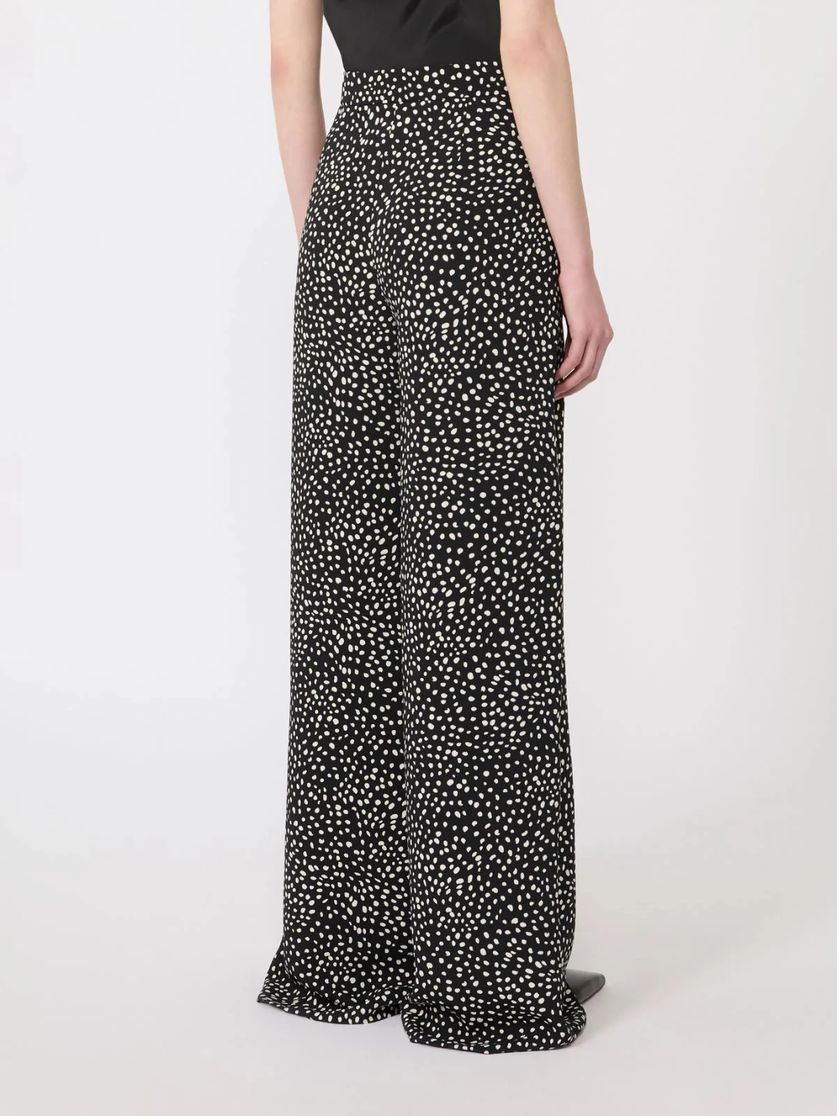 Max Mara Studio High Waist Closure Pants with Side Pockets - Size 40 - Image 4