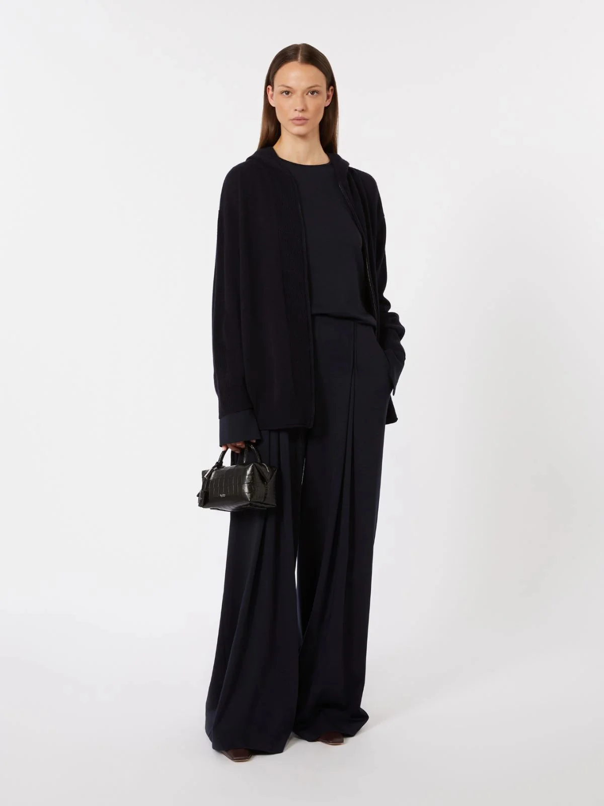 Max Mara Women's Loose Fit Virgin Wool Trousers - Image 2