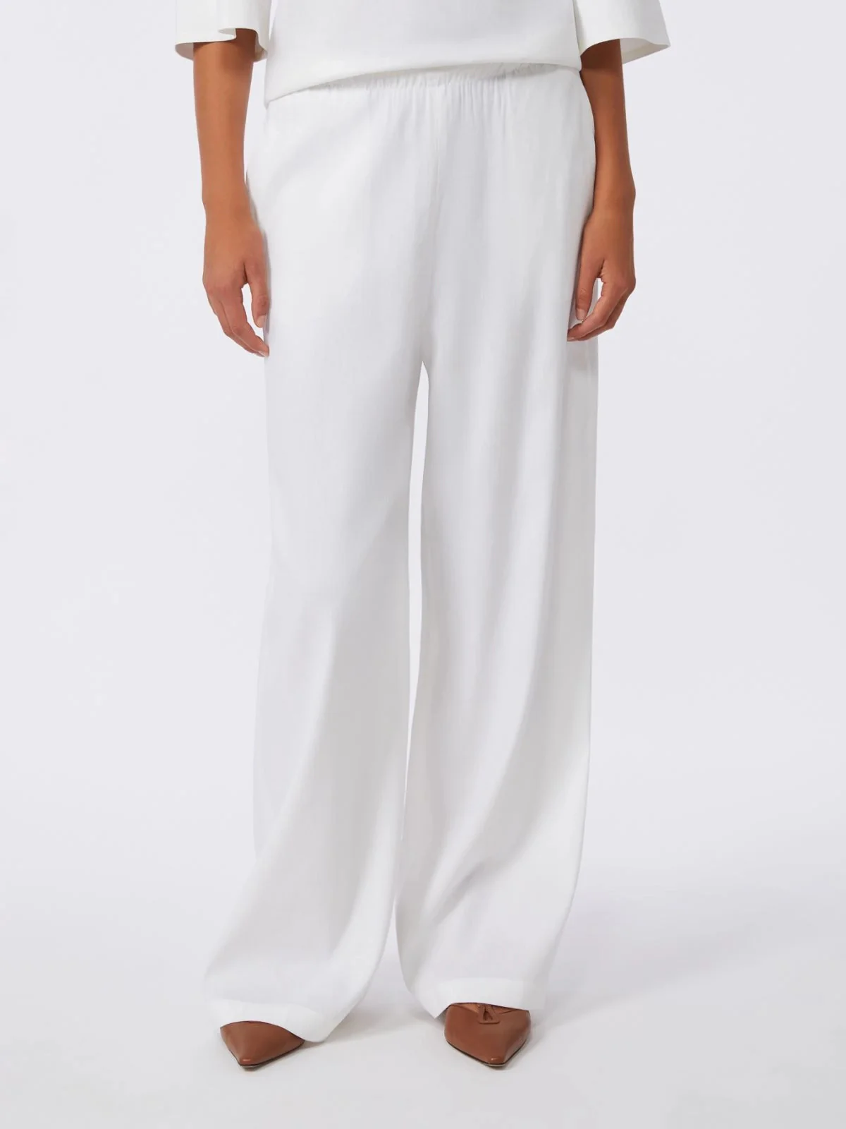 Max Mara Women's Stretch Linen and Viscose Canvas Trousers with Zip Fastening - Image 3