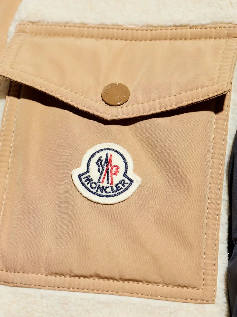 Moncler Men's Lightweight Karakai Vest - Image 3