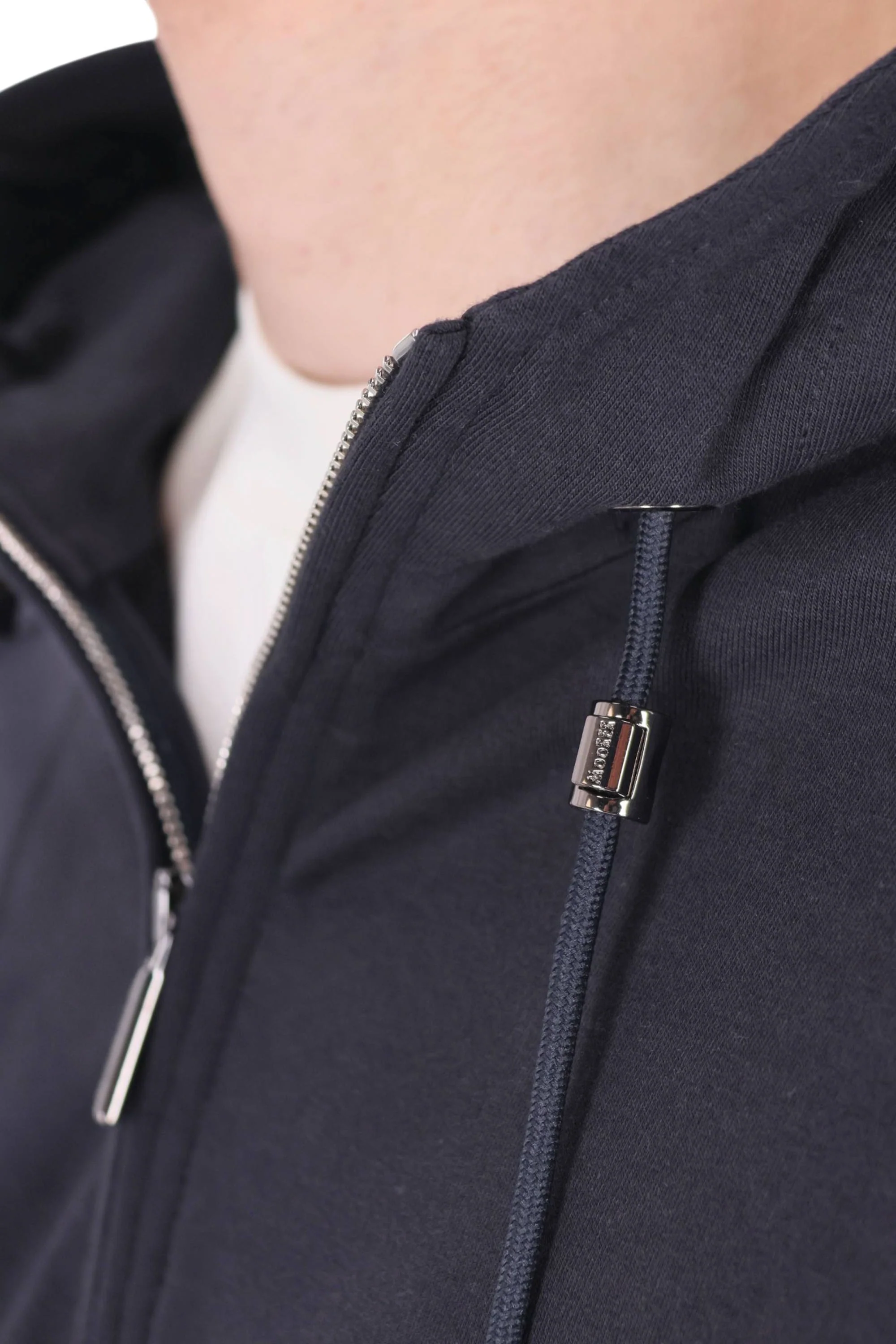 Moorer Stylish Men's Sweater for Fall Season - Image 7